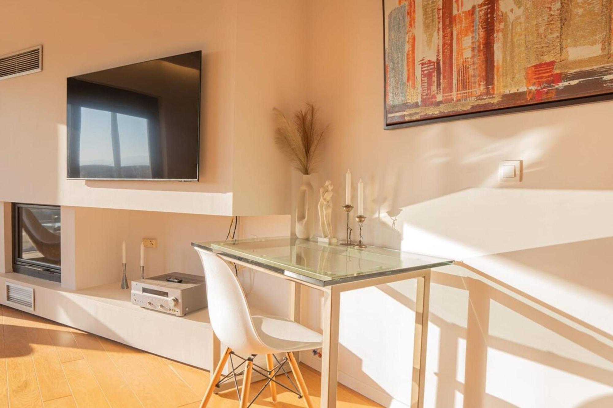 Seaview Serenity Prassas