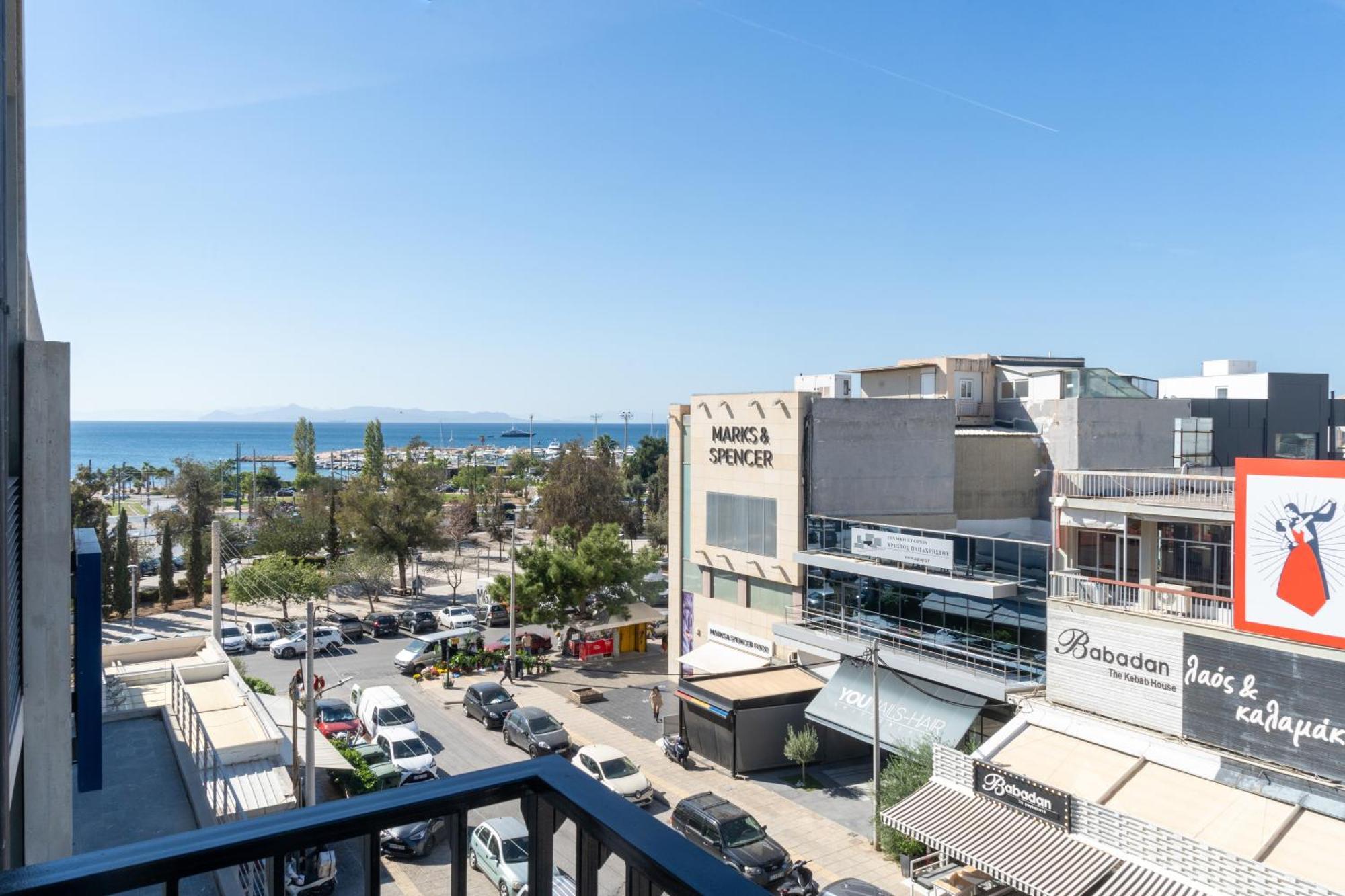 Glyfada Center Seaview B *