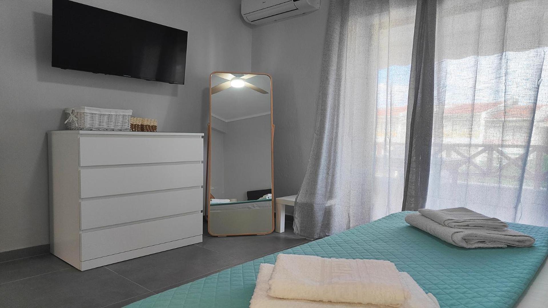 Front Apartment Hanioti