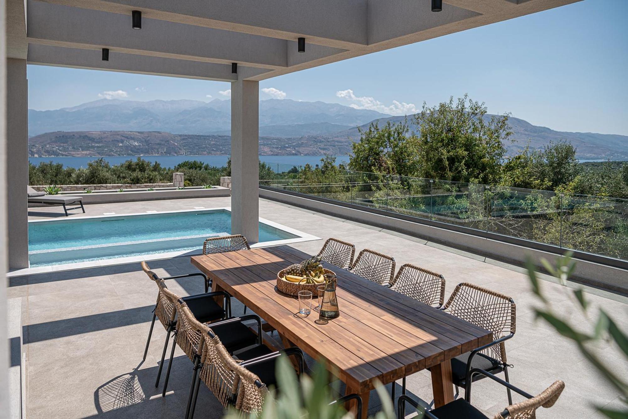 Sunny Vacay Villa