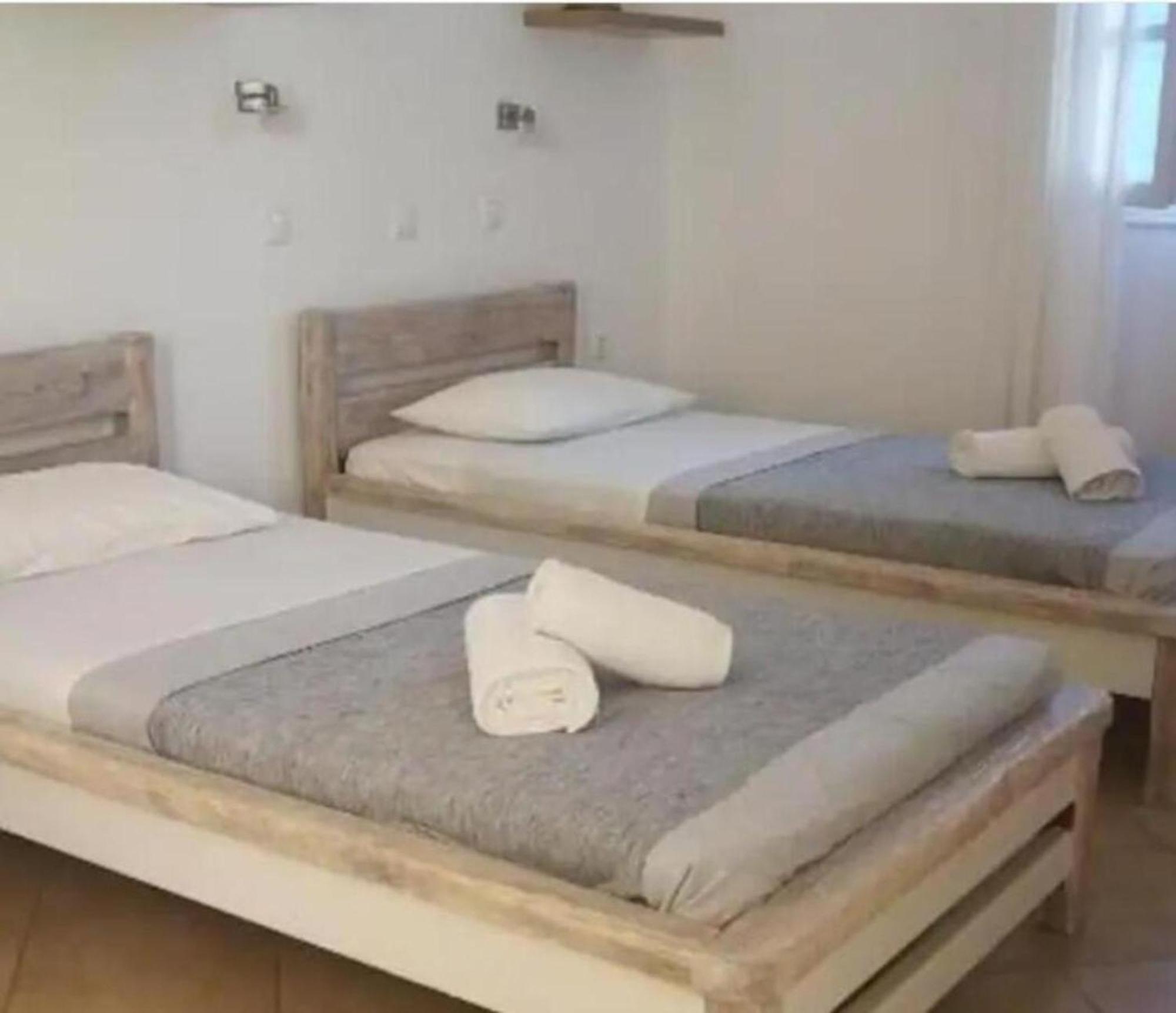 Harama Schinousa Apartment