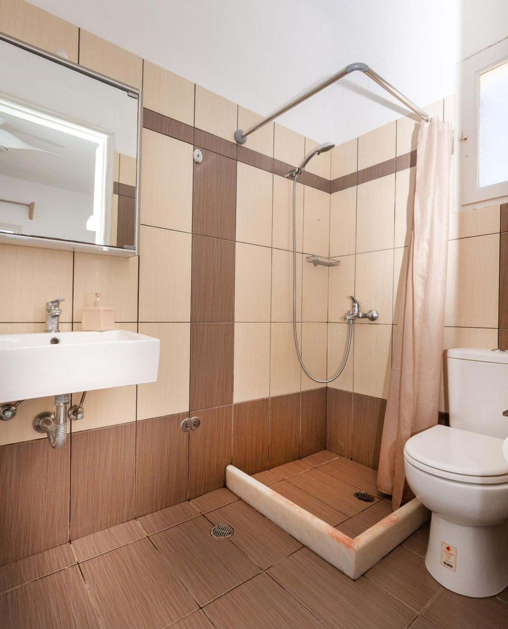Harama Schinousa Apartment *