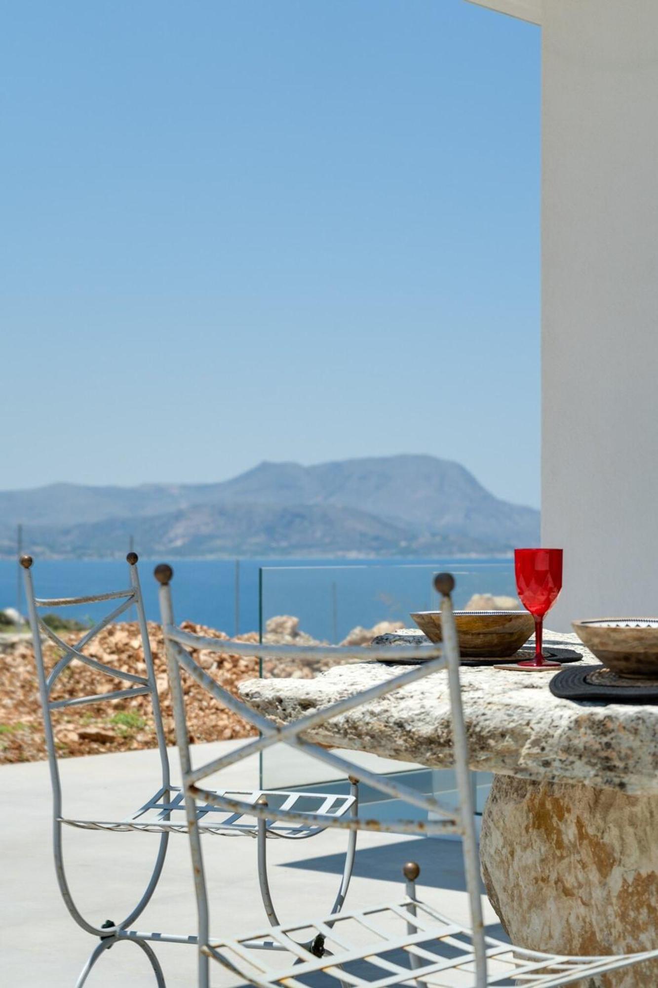 Ici - Are Here - Breathtaking View * Kokkino Chorio