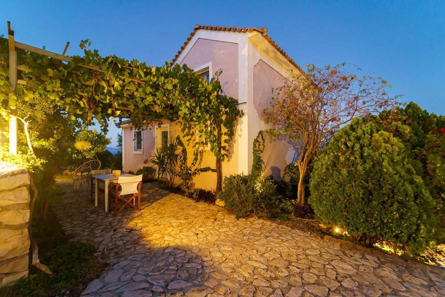 Apartment Vigla Volimes
