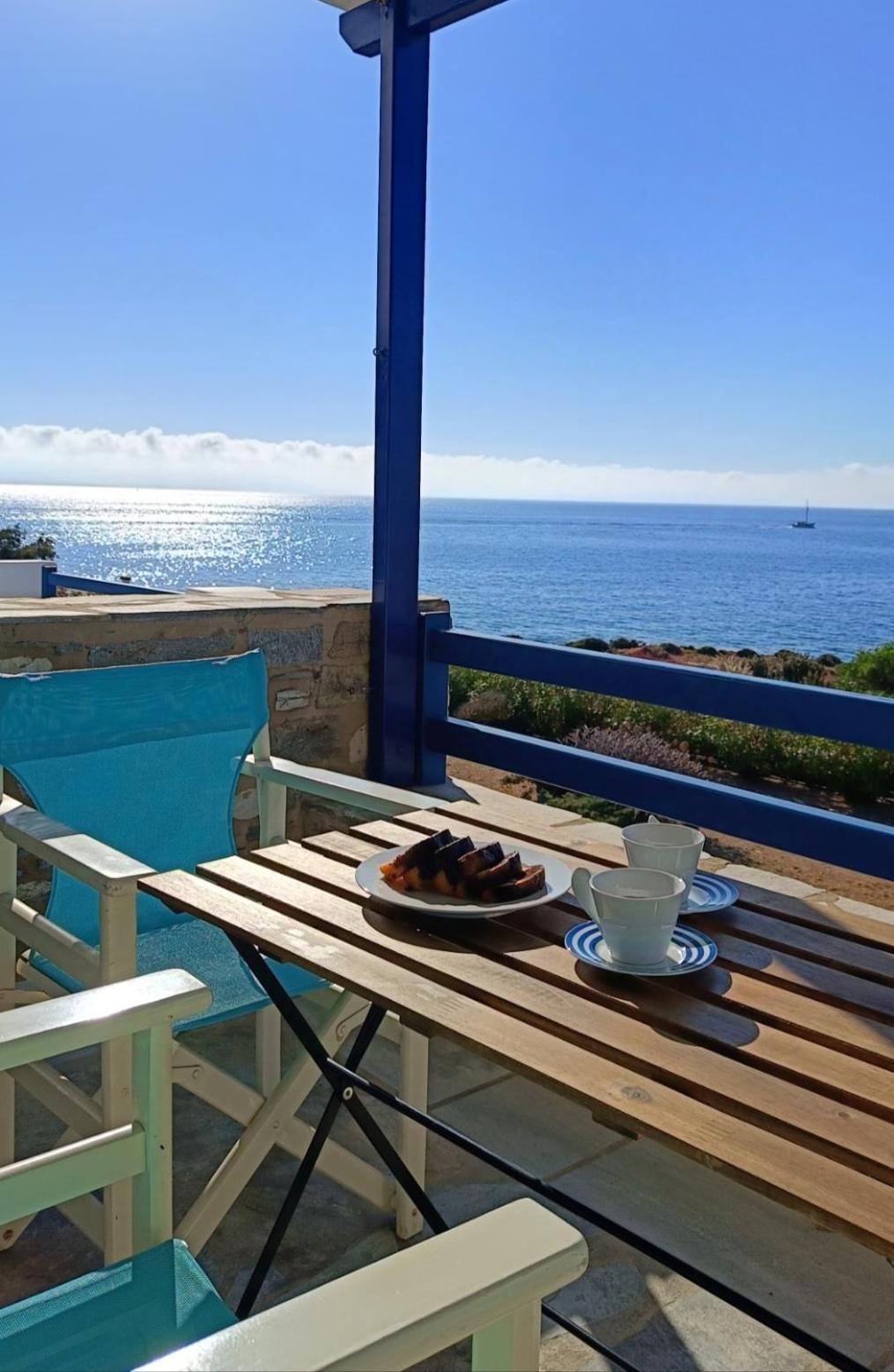 Aura Paros Apartment Logaras