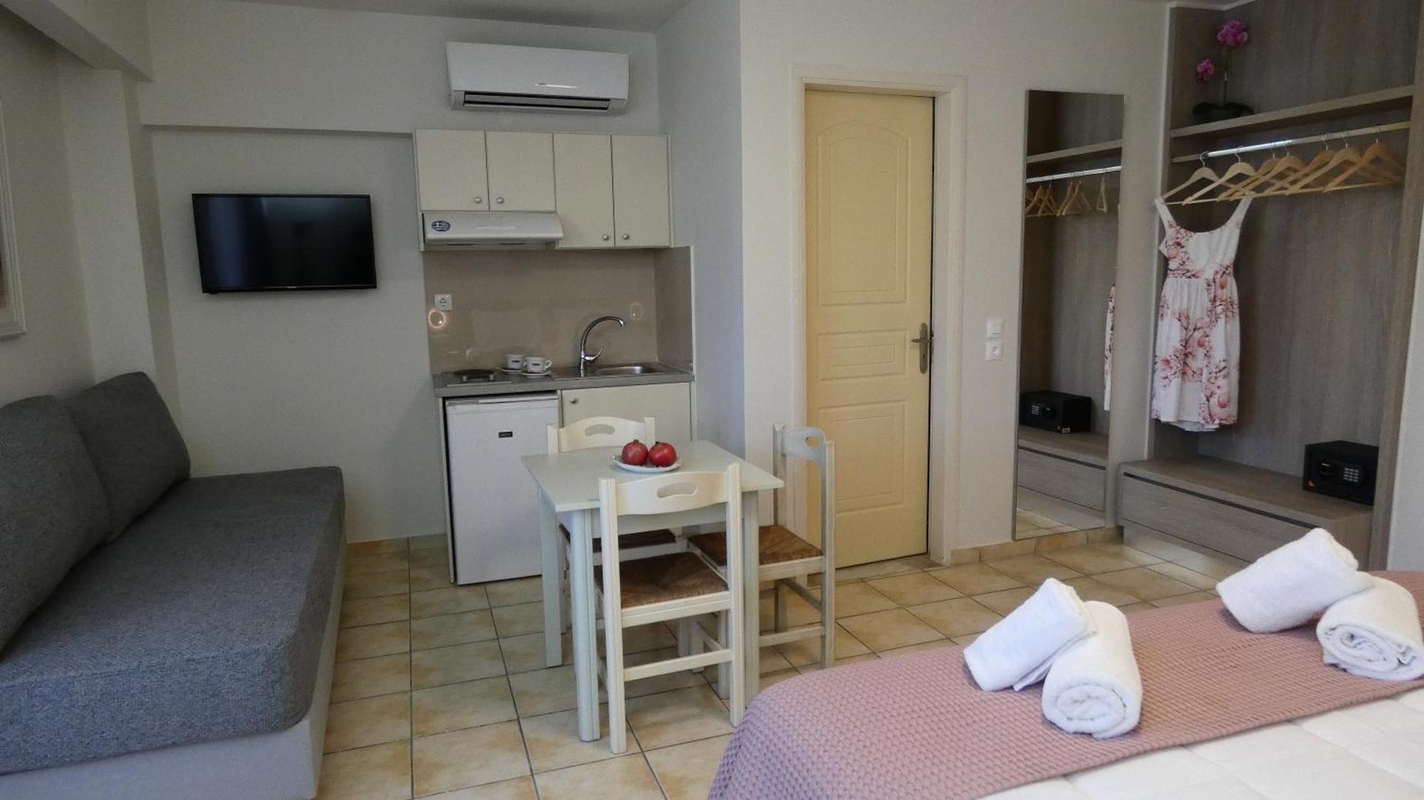 Aparthotel Melina *