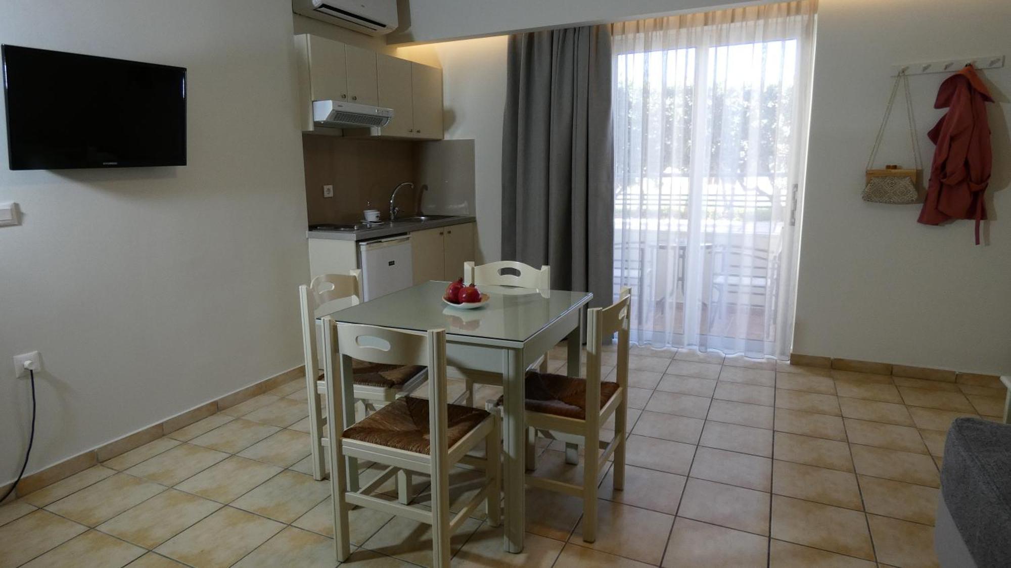 Aparthotel Melina Platanias (Crete)