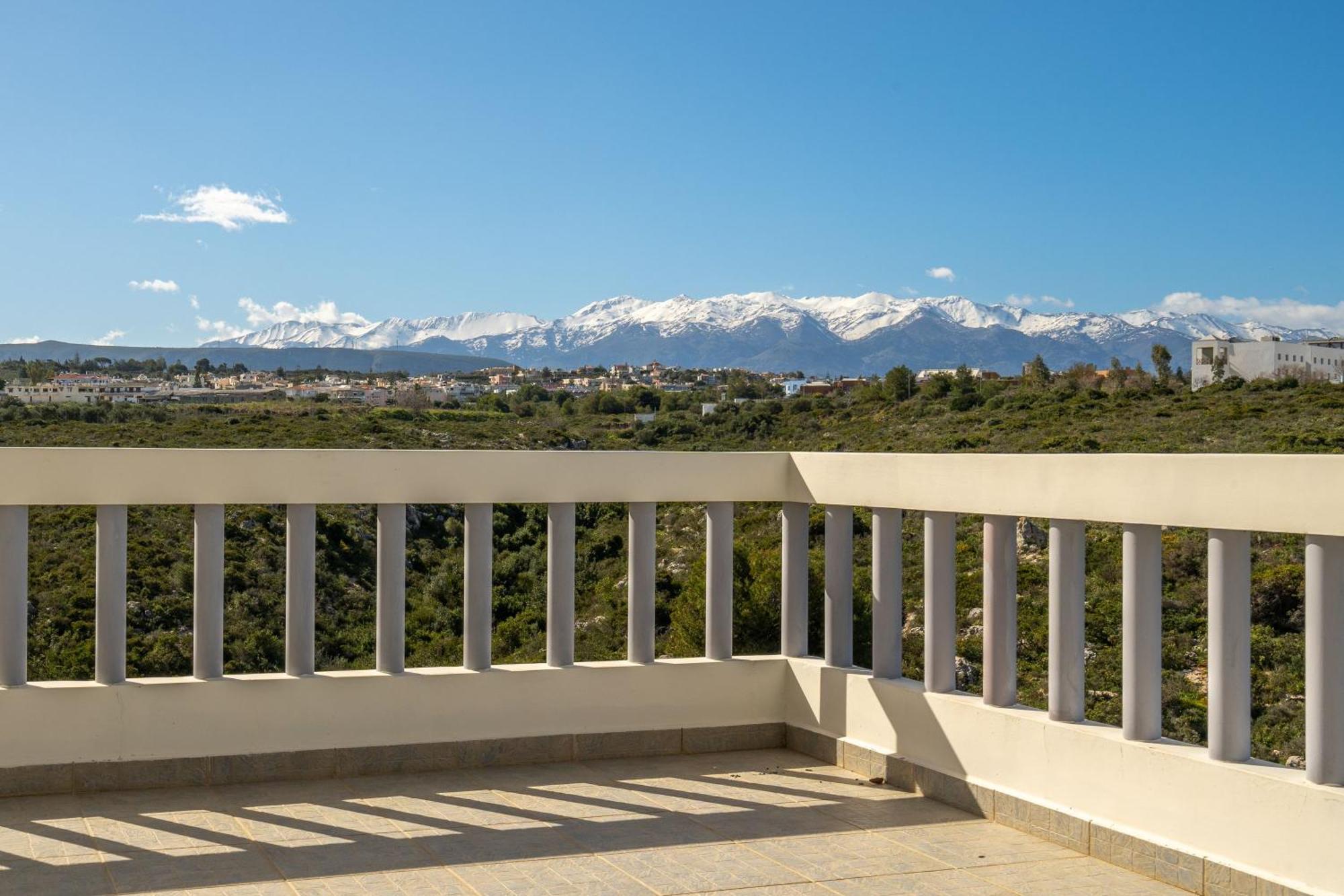 Le Mont Blanc - With Shared Pool