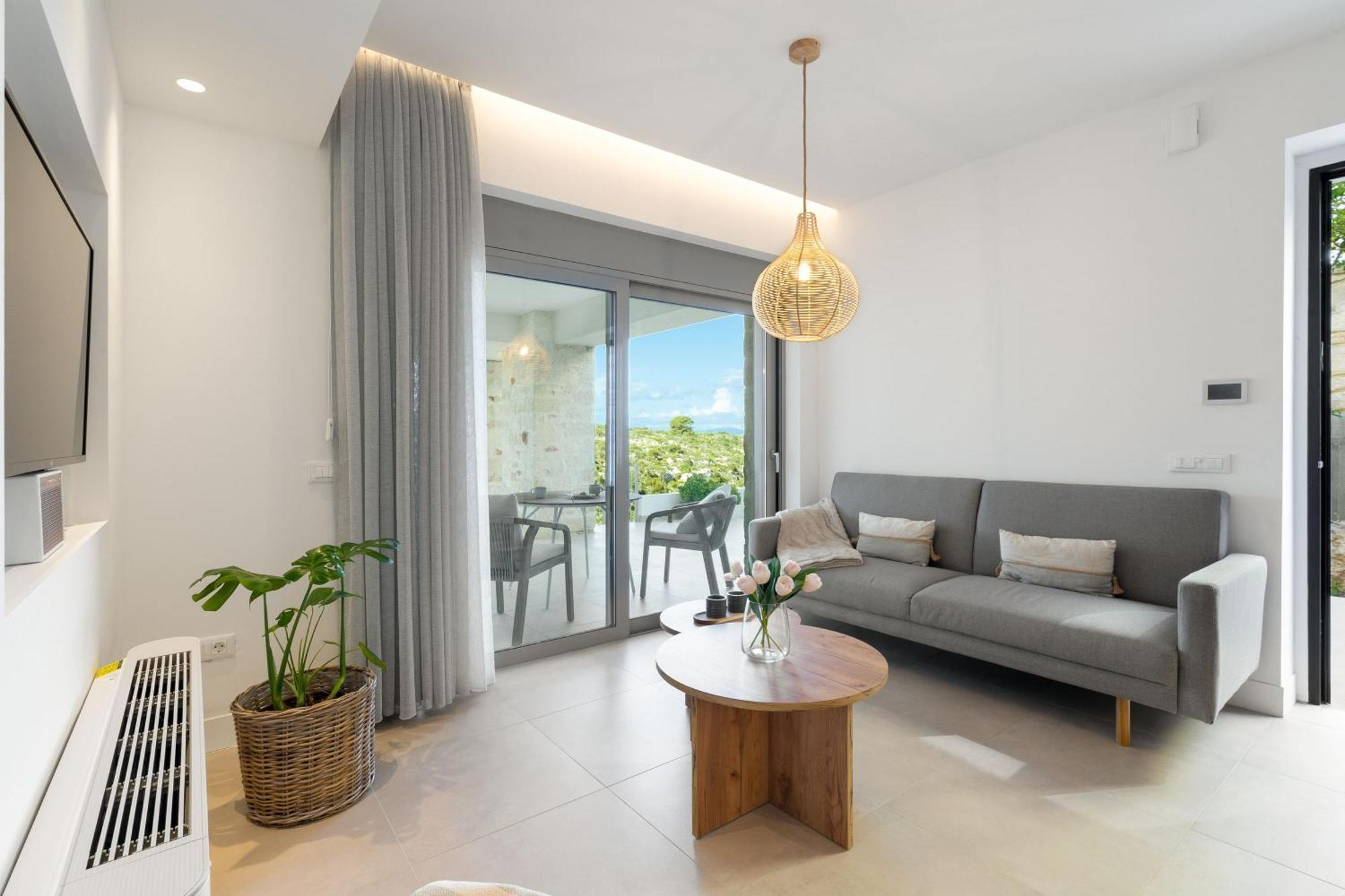 Le Mont Blanc - With Shared Pool Apartment *