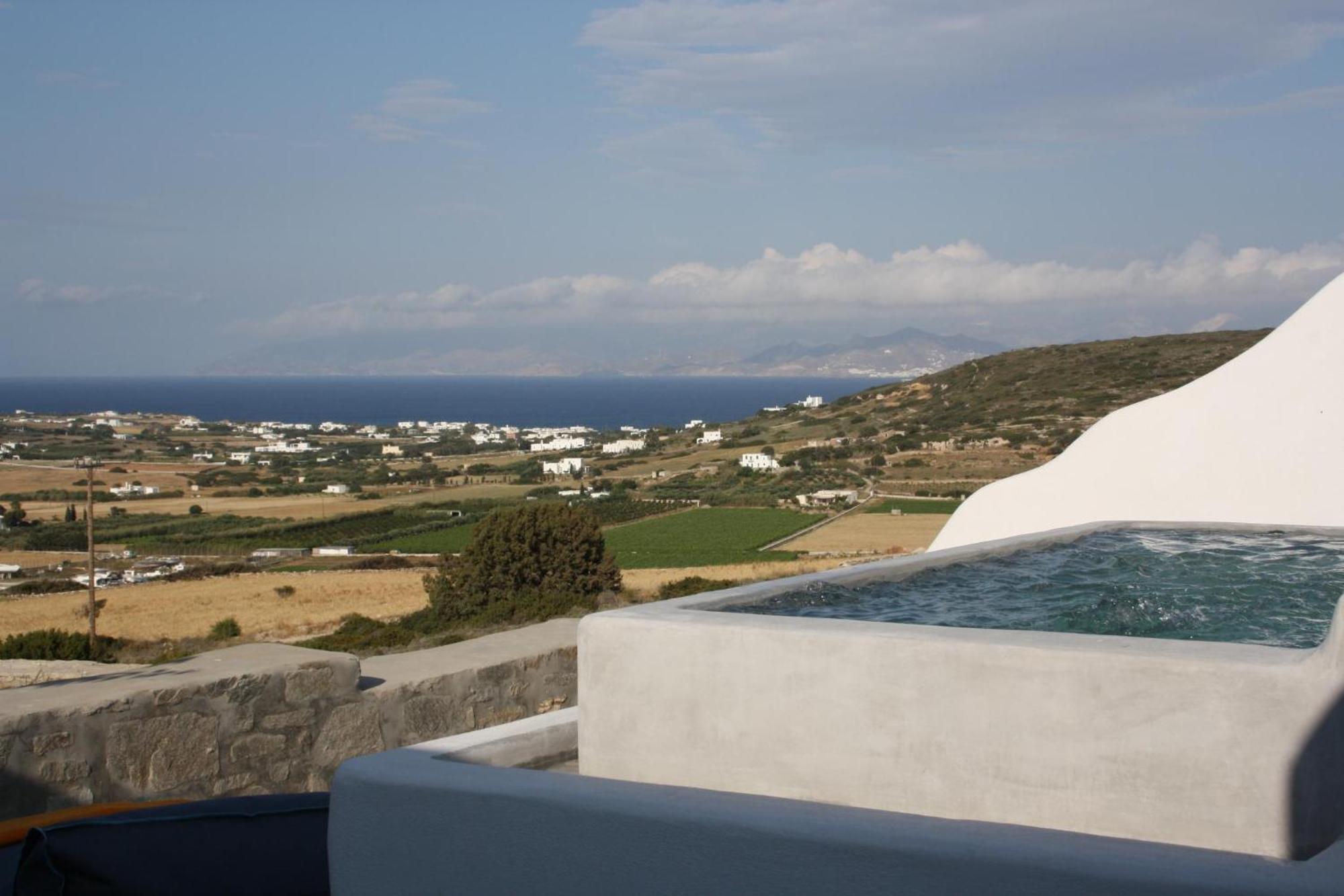 Apleton * Parikia (Paros)