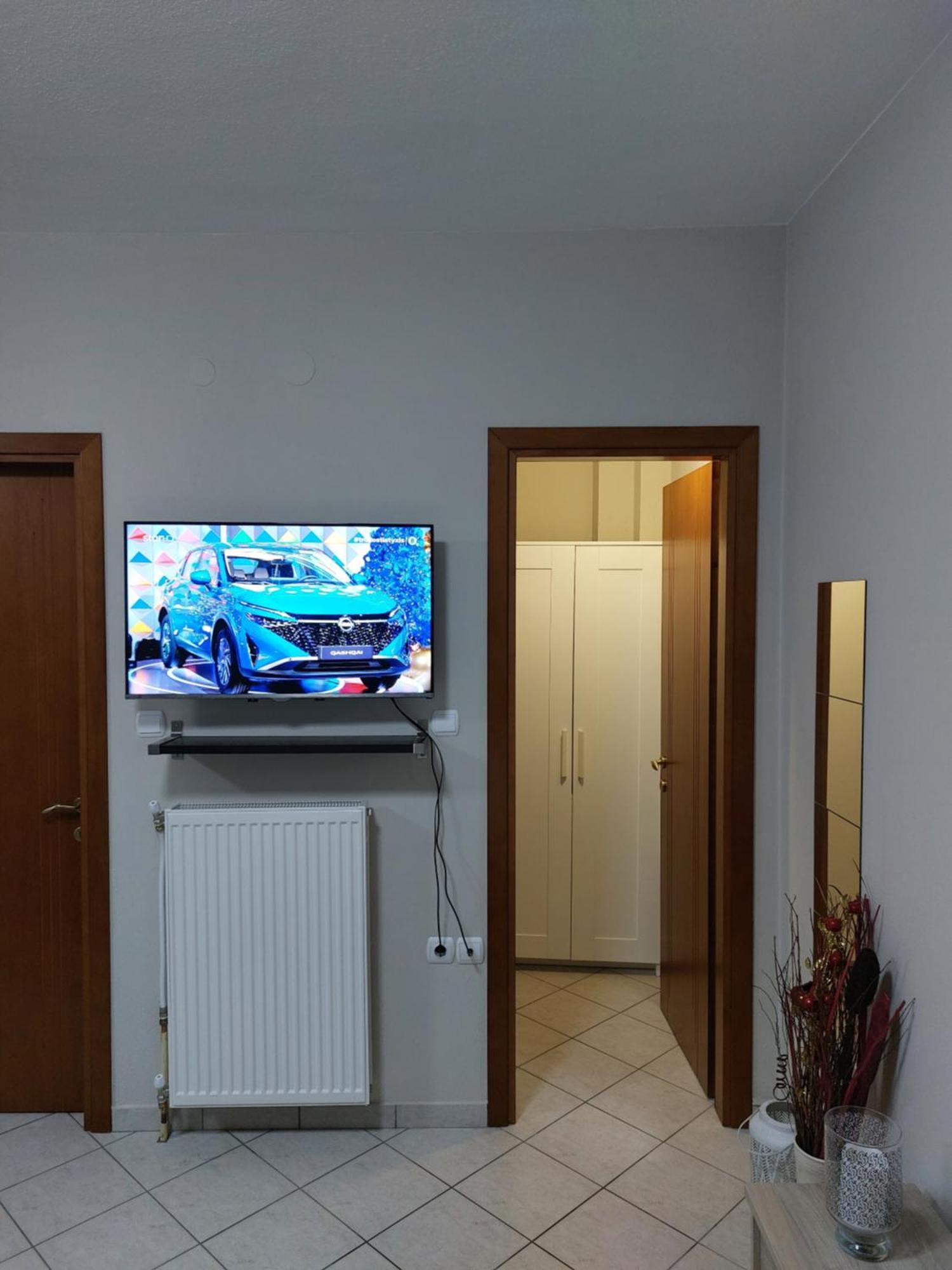 Lovely With Beautiful Garden Apartment Kavala