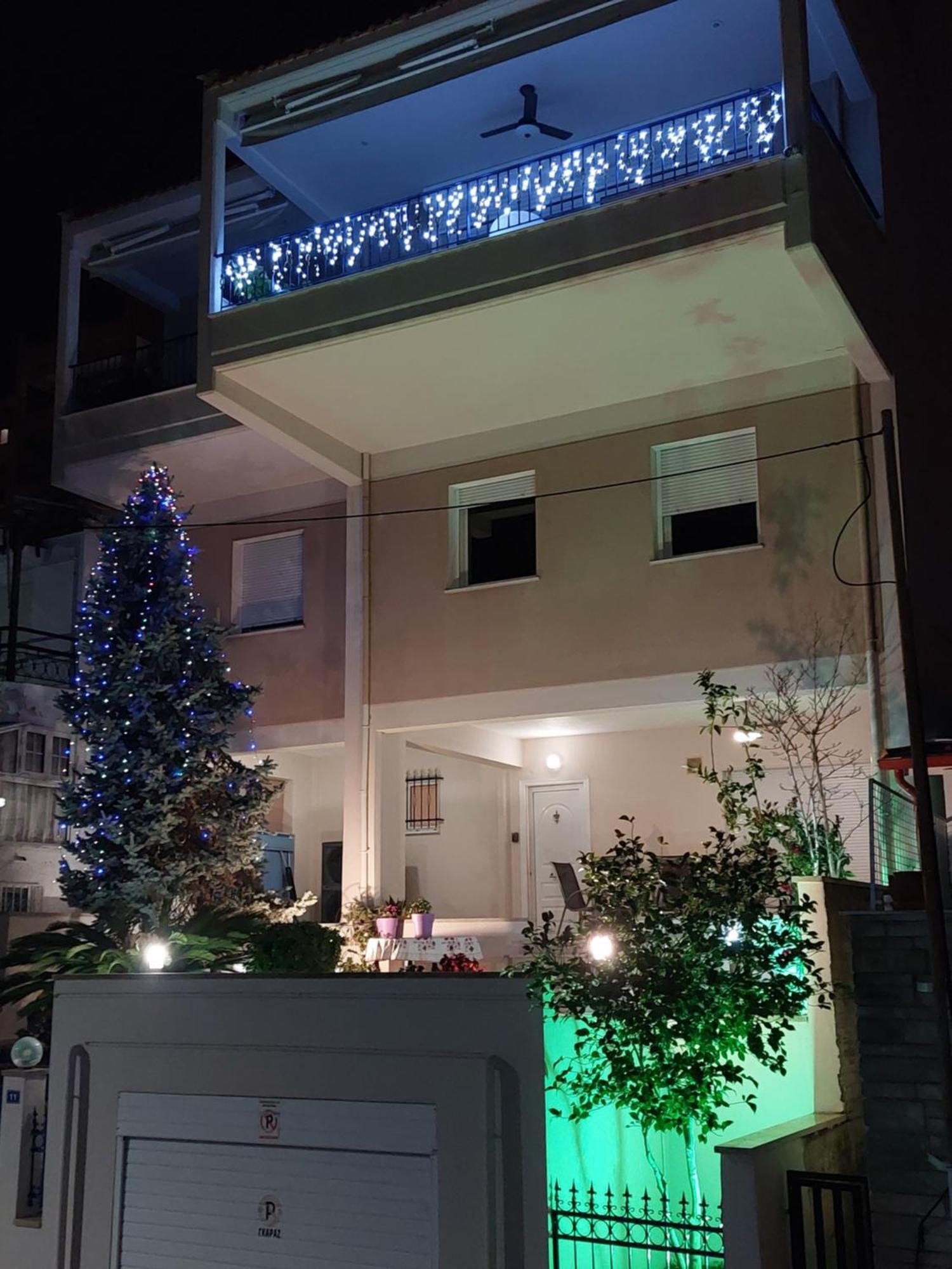 Lovely With Beautiful Garden *