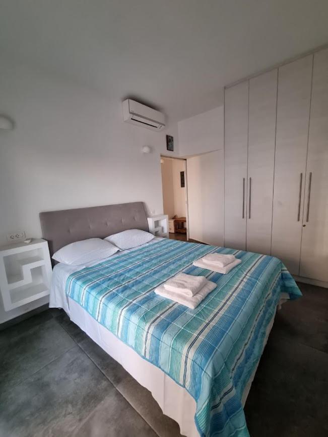 Barewake's Place 1 Spacious Cycladic And Seaside View South Paros Aliki (Paros)
