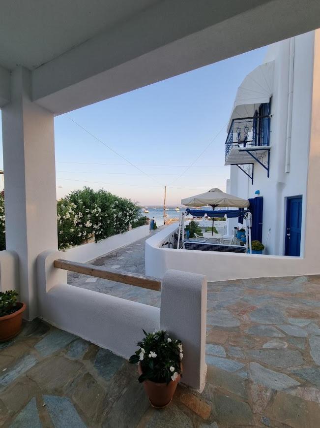 Apartment Barewake's Place 1 Spacious Cycladic And Seaside View South Paros *