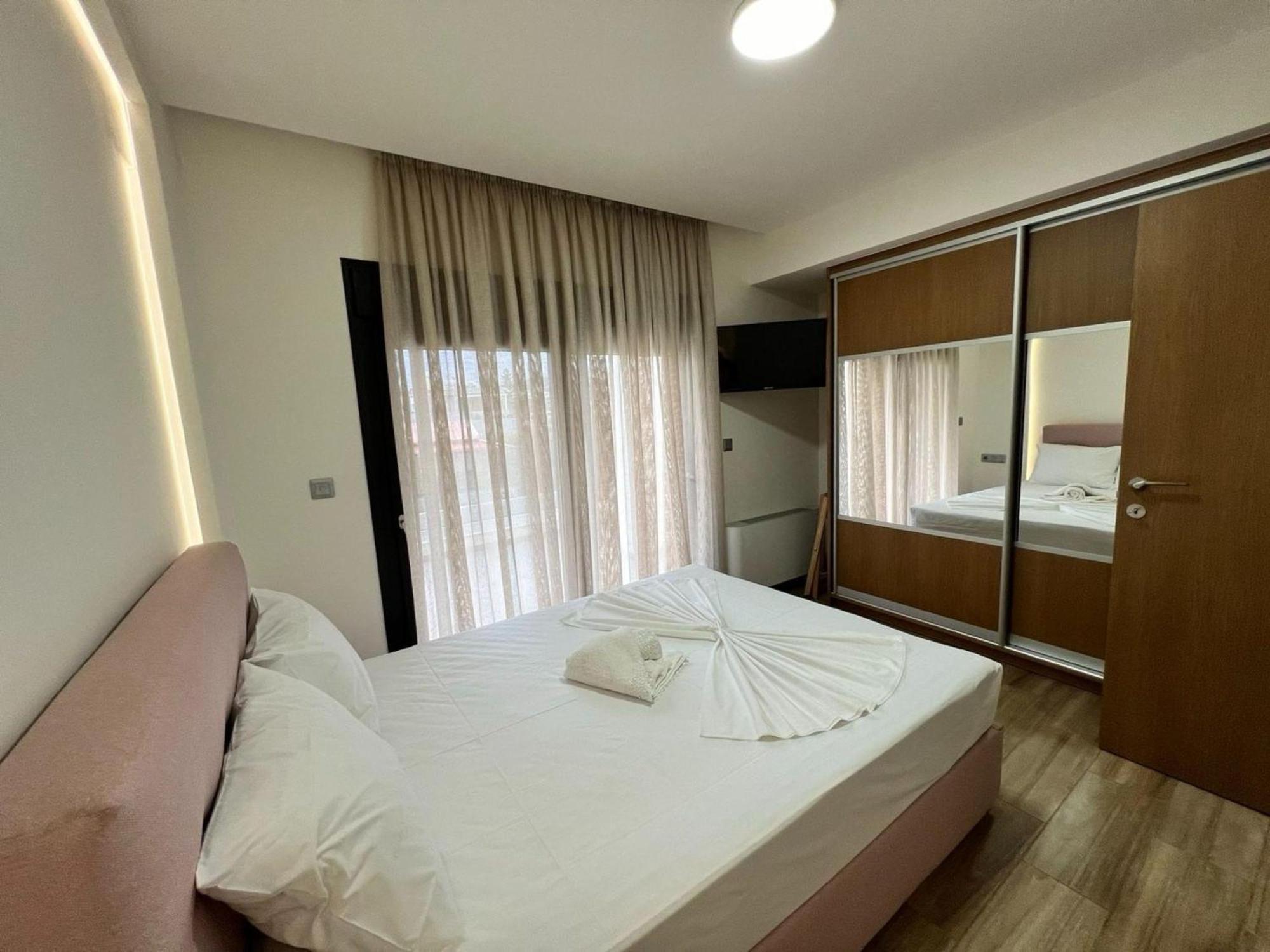 Elegant And Stylish Complex In Crete
