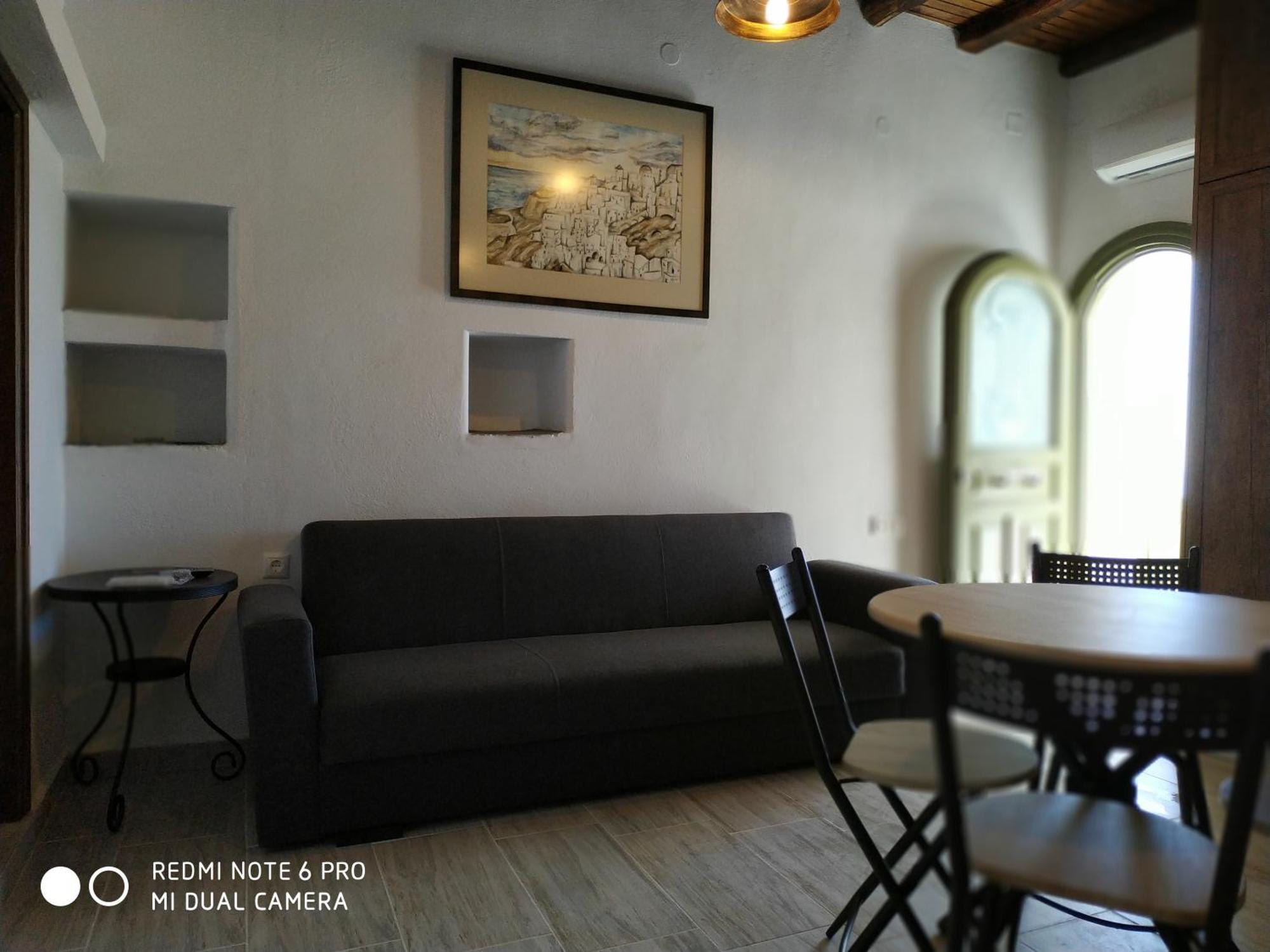 Sigalas House, Island Holiday home *