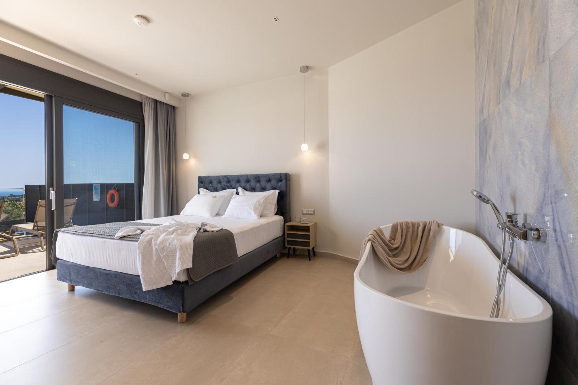 Gem Luxury Sea View * Karavados