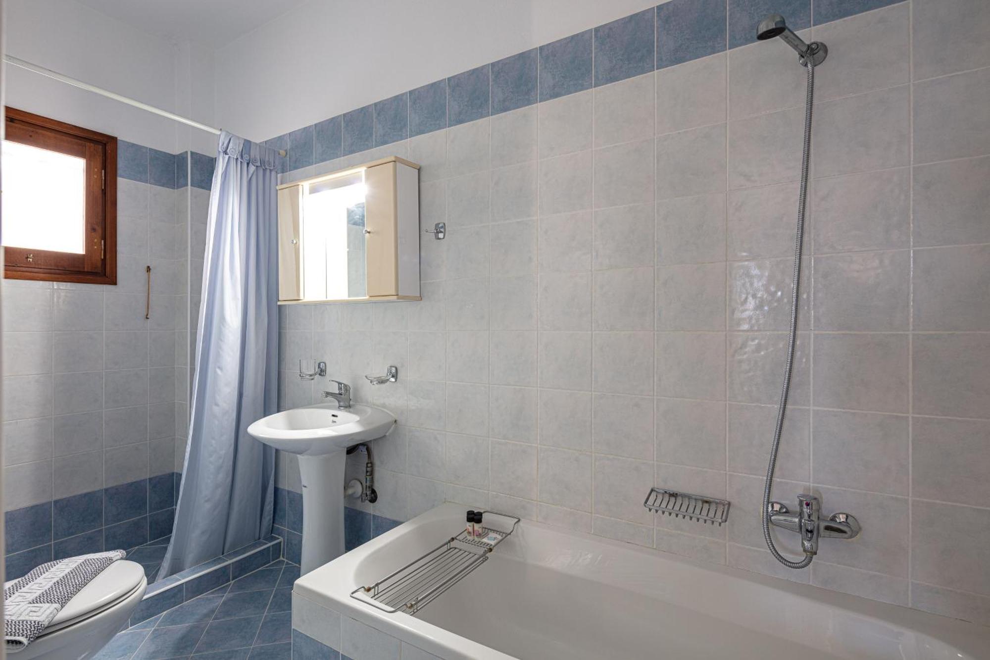 Holiday home Delfi With Private Pool Agia Triada