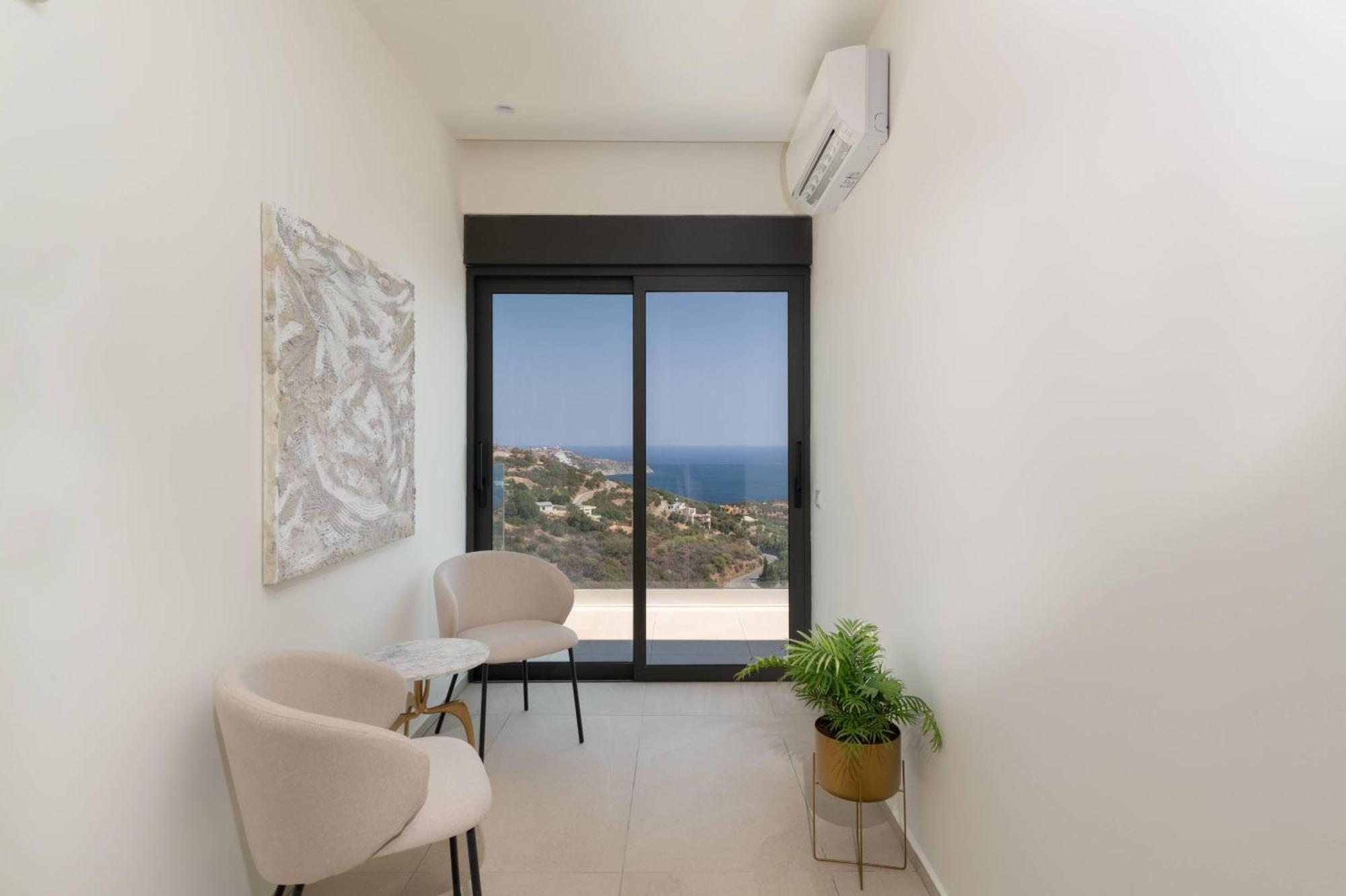 Luxury Vie Villa *