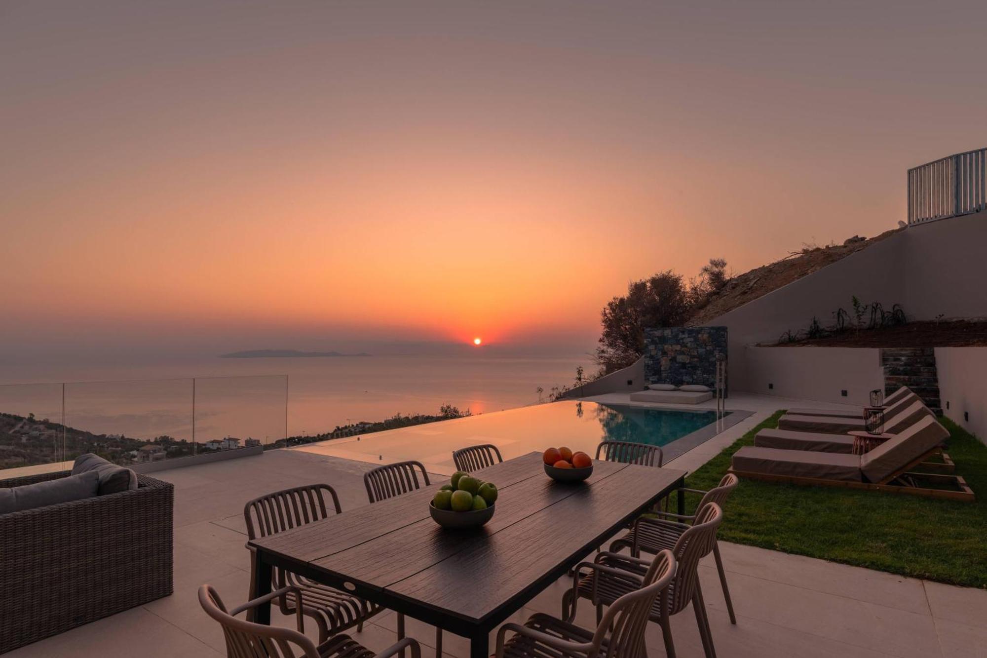 Luxury Vie Villa