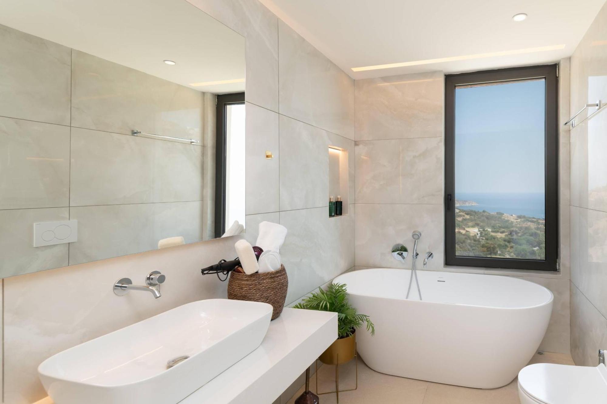 Luxury Vie *