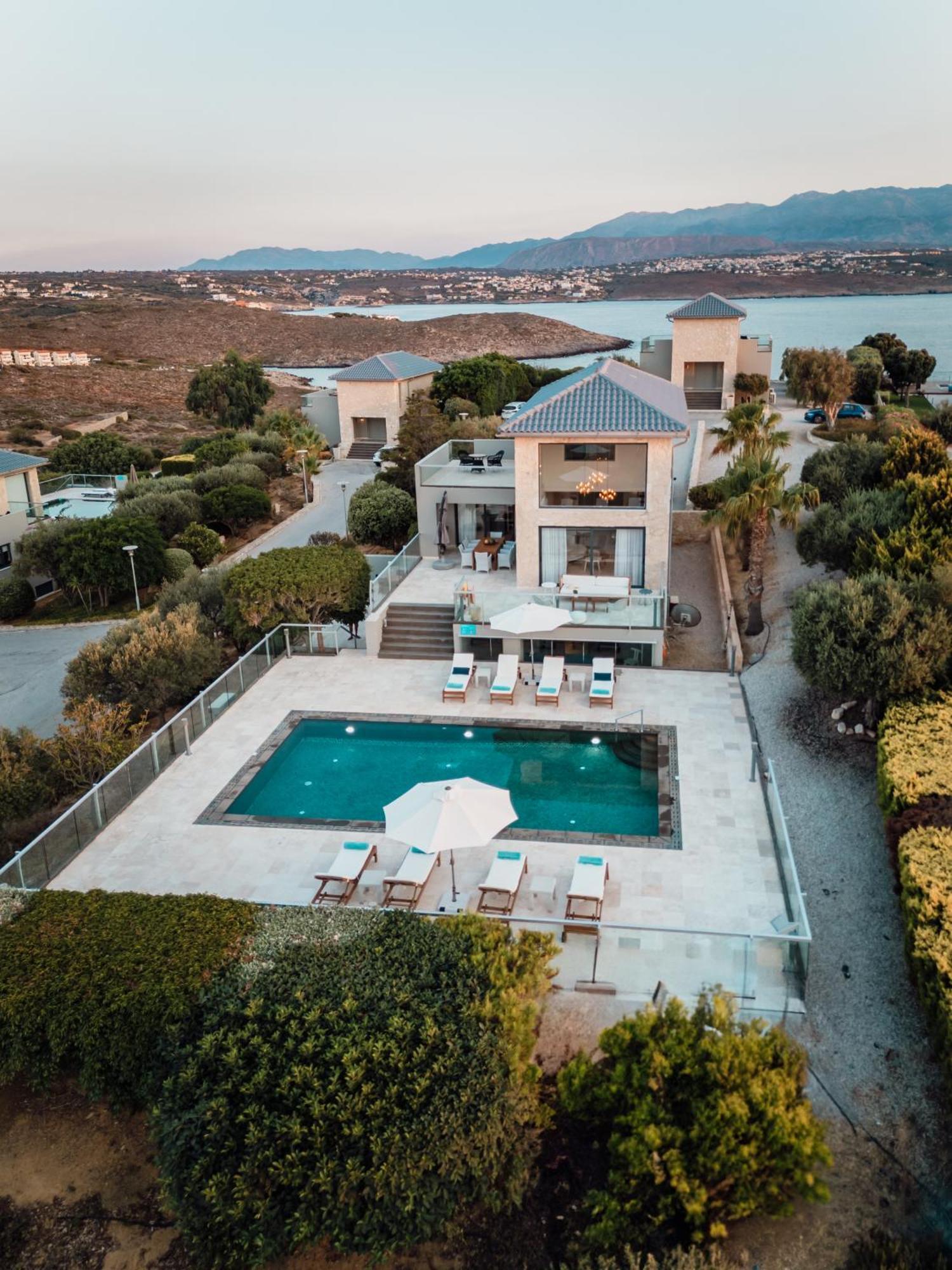 Shell Villa