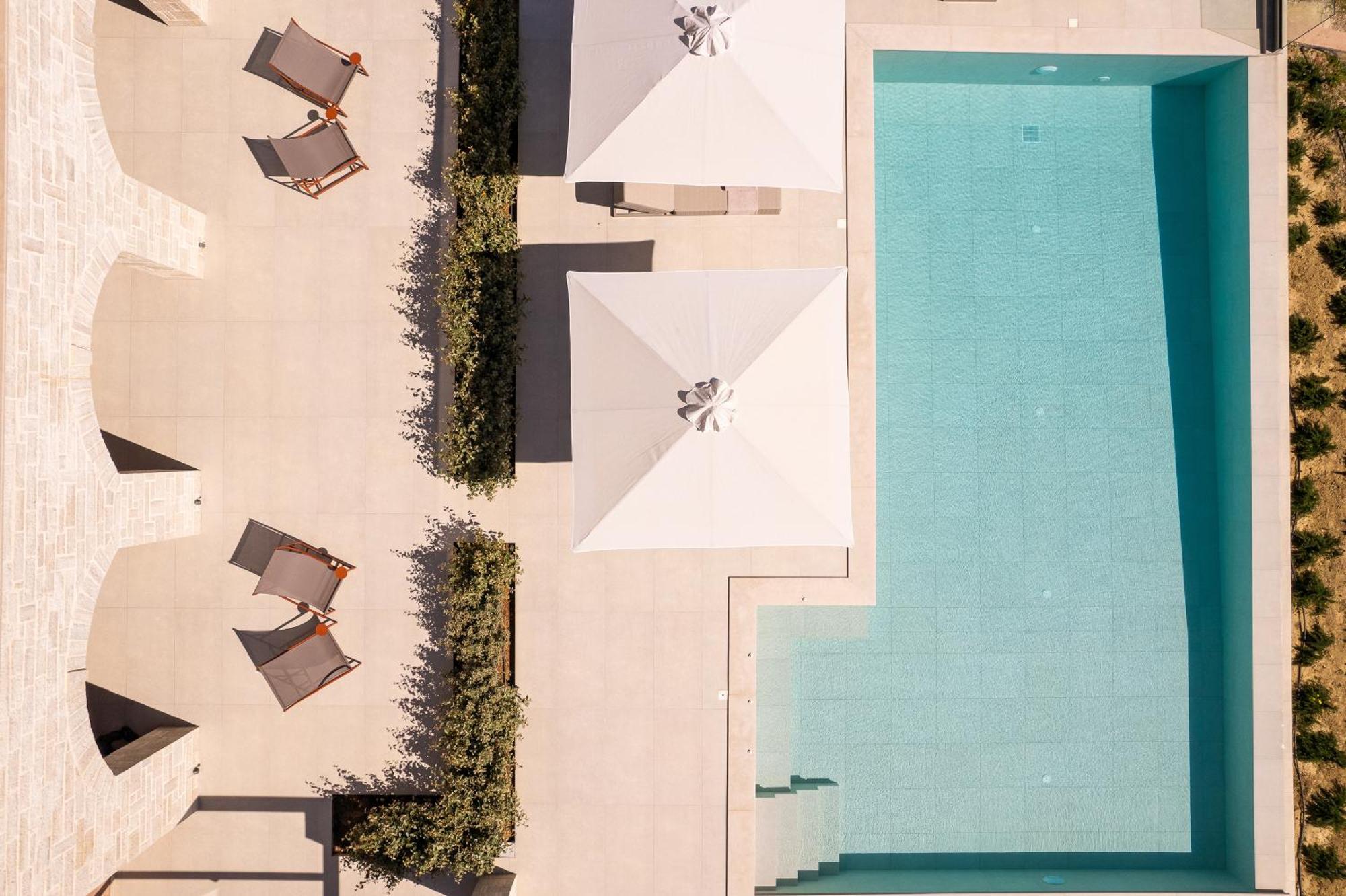 Reveli Aparthotel *
