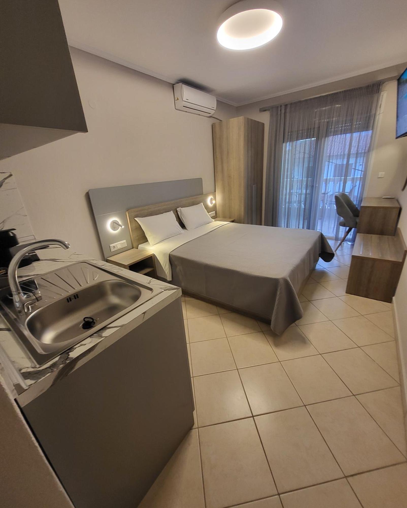 House Spanos Apartment Sarti