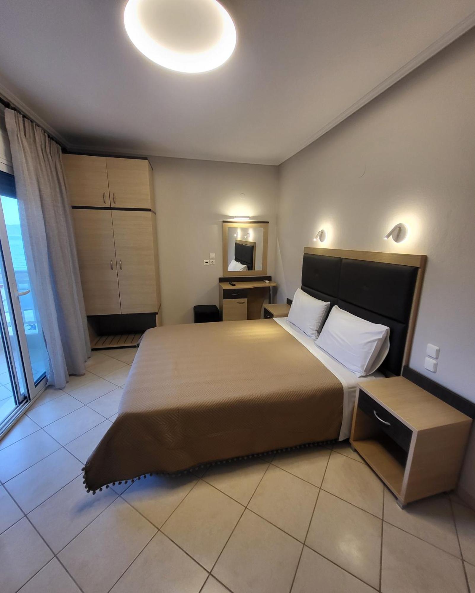 House Spanos Apartment