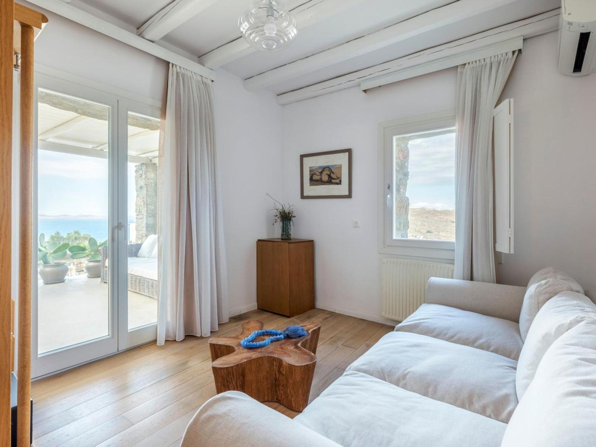 Tavani Agios Ioannis Mykonos