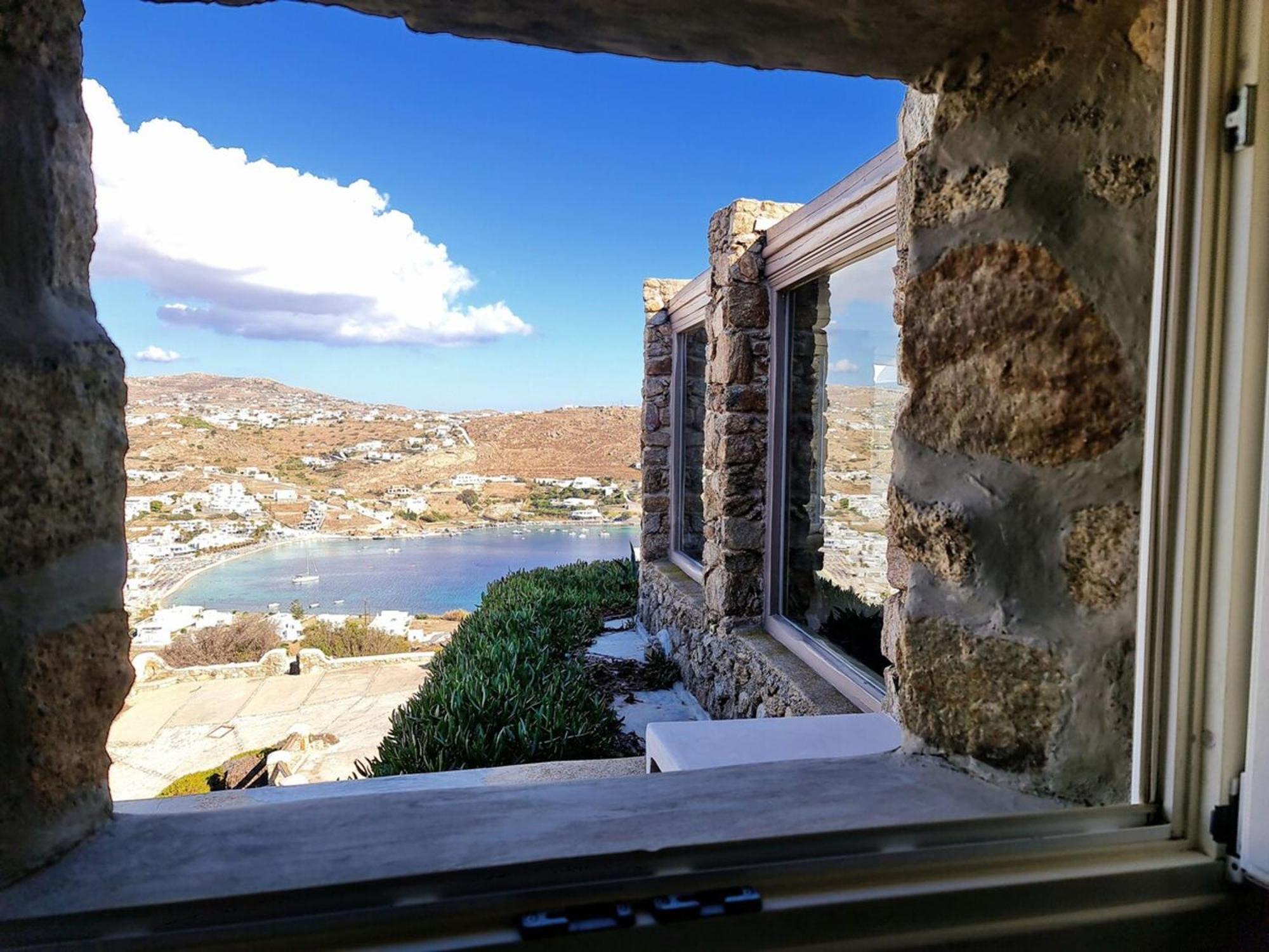 Tavani Agios Ioannis Mykonos * Agios Ioannis Diakoftis