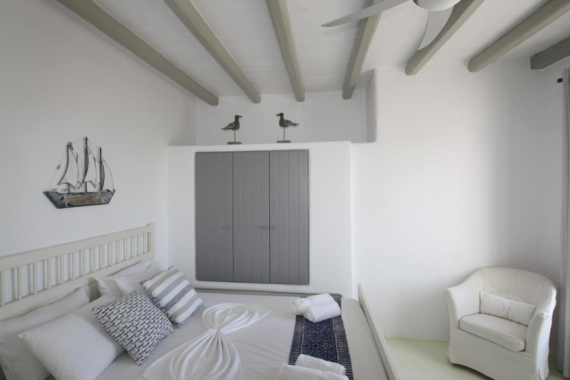Apleton Villa Parikia (Paros)