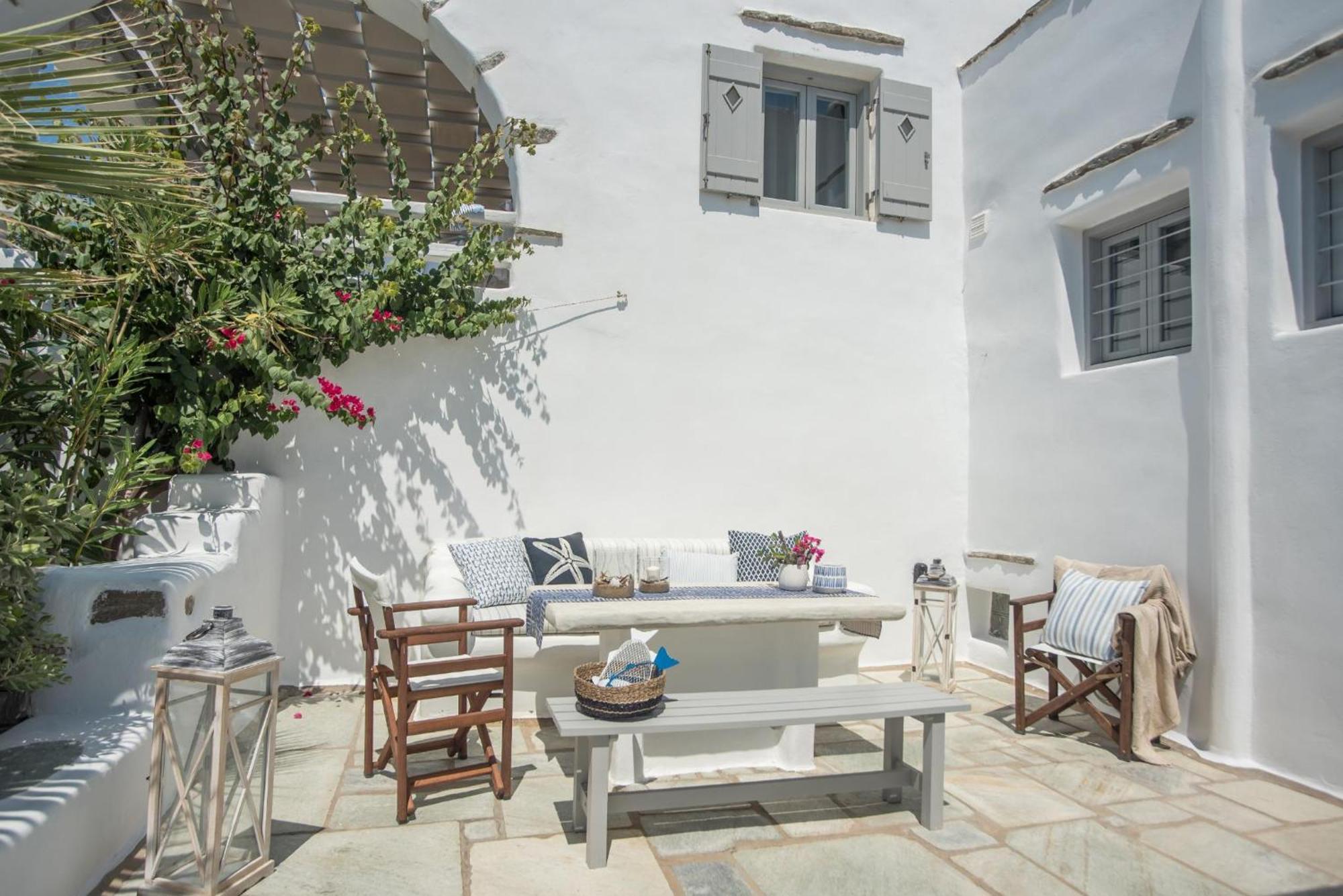 Apleton Parikia (Paros)