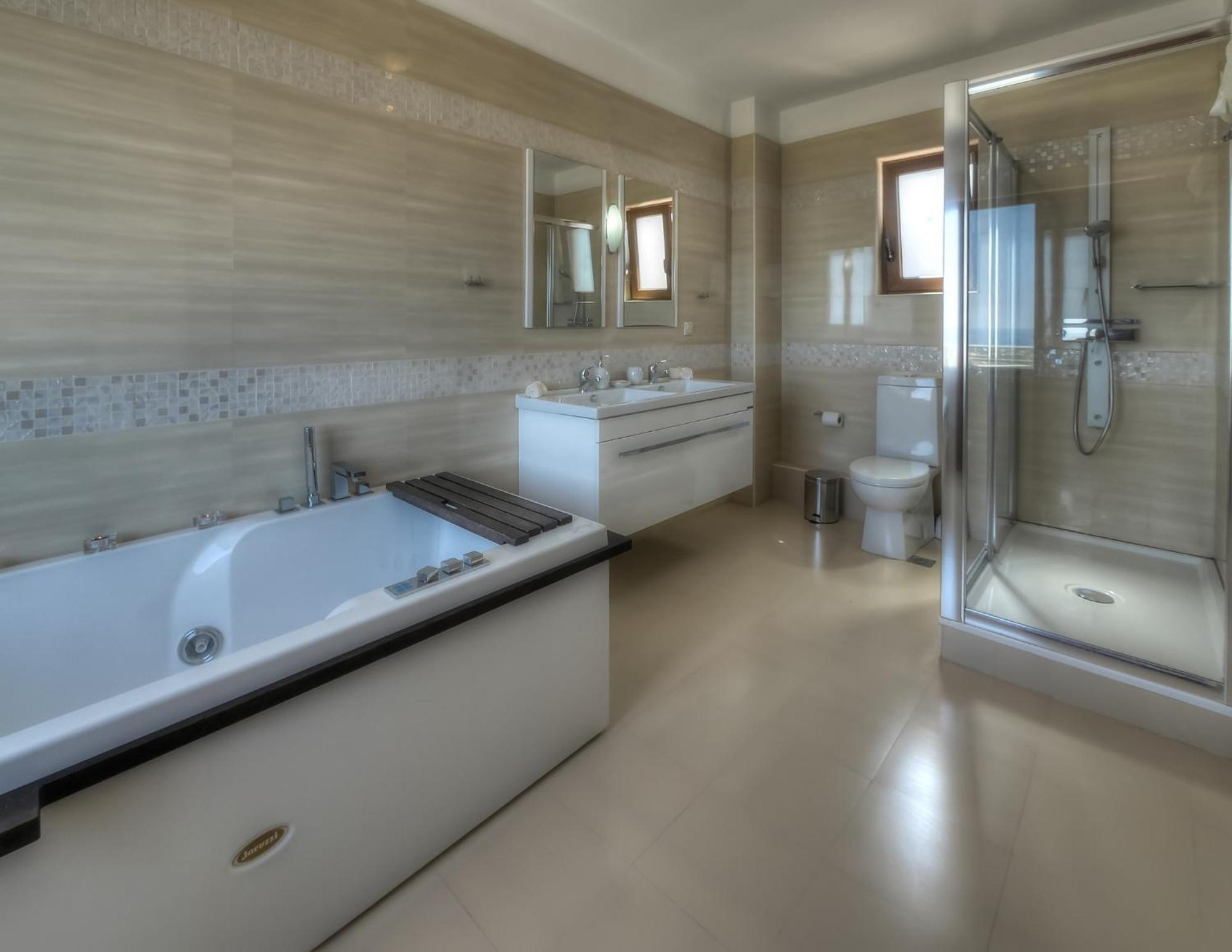 Villa Arios Lux *