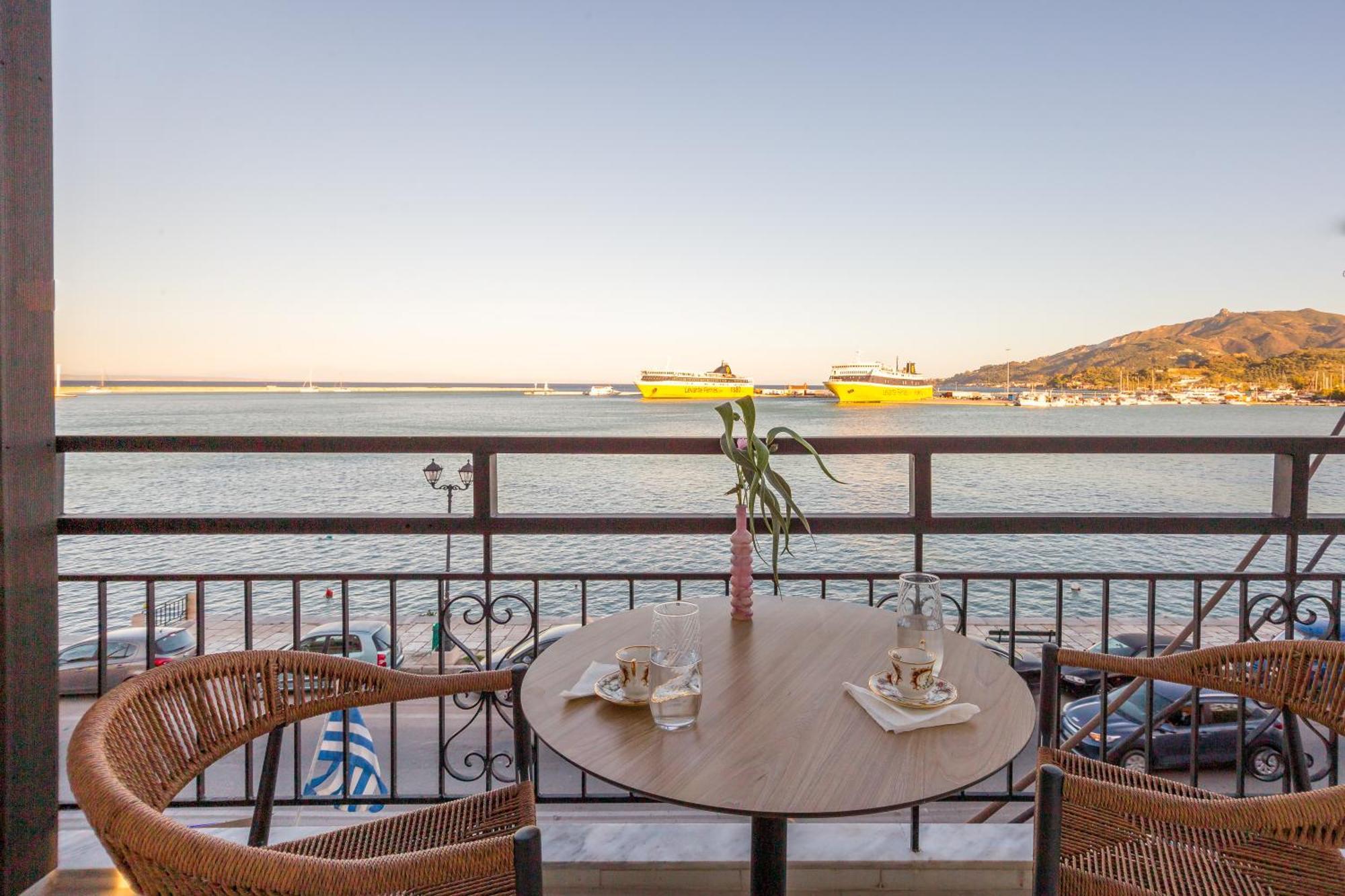Port View Apartment *