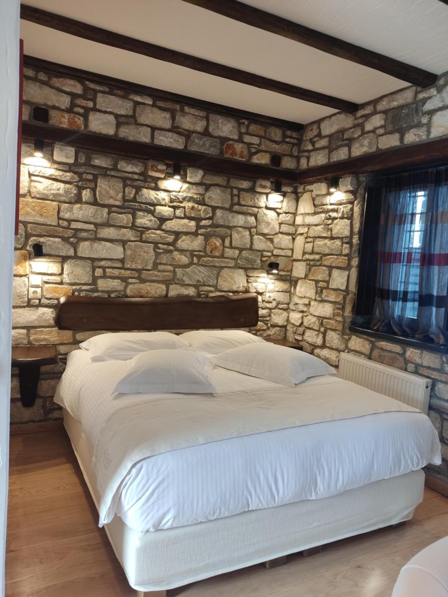 Prasino - Galazio Aparthotel Mouresi
