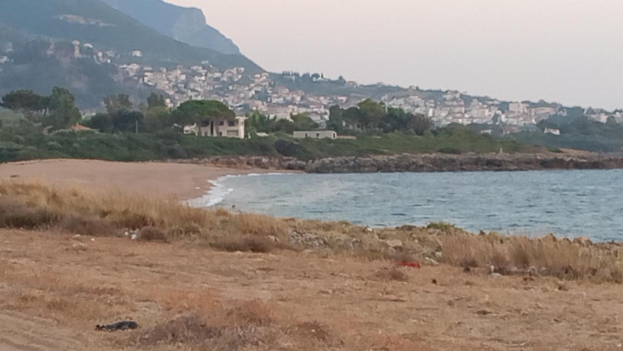 Tzanetos Seaside