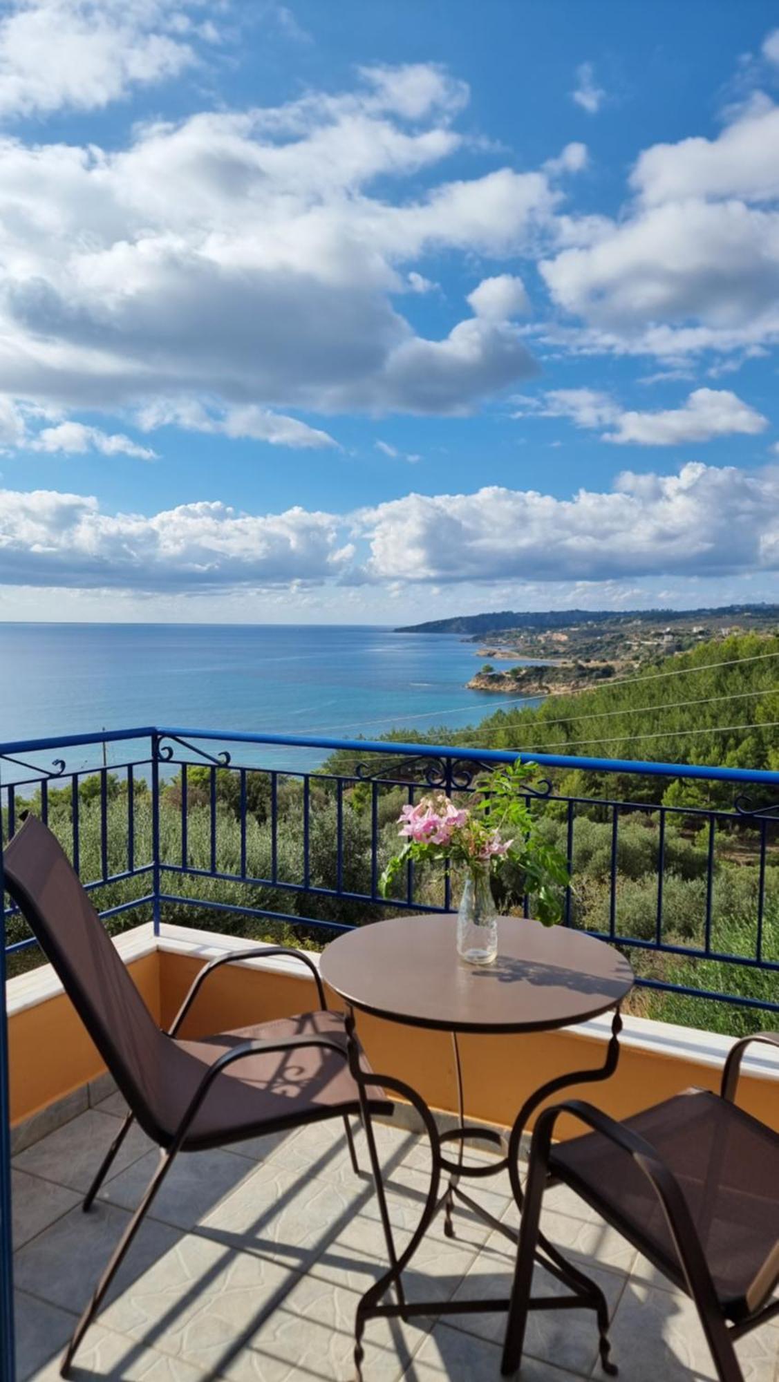 Afrato Village Sea View *
