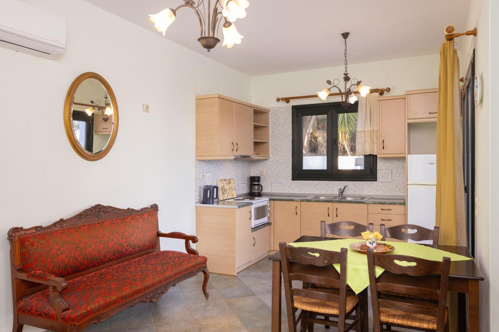 Aparthotel Platanaki