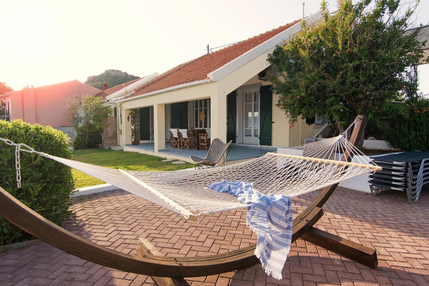 Luxury Seafront Villas, Kefalonia, 100m & Center, 4 Stars Services, Parking - Near Myrtos - Fiskardo Villa