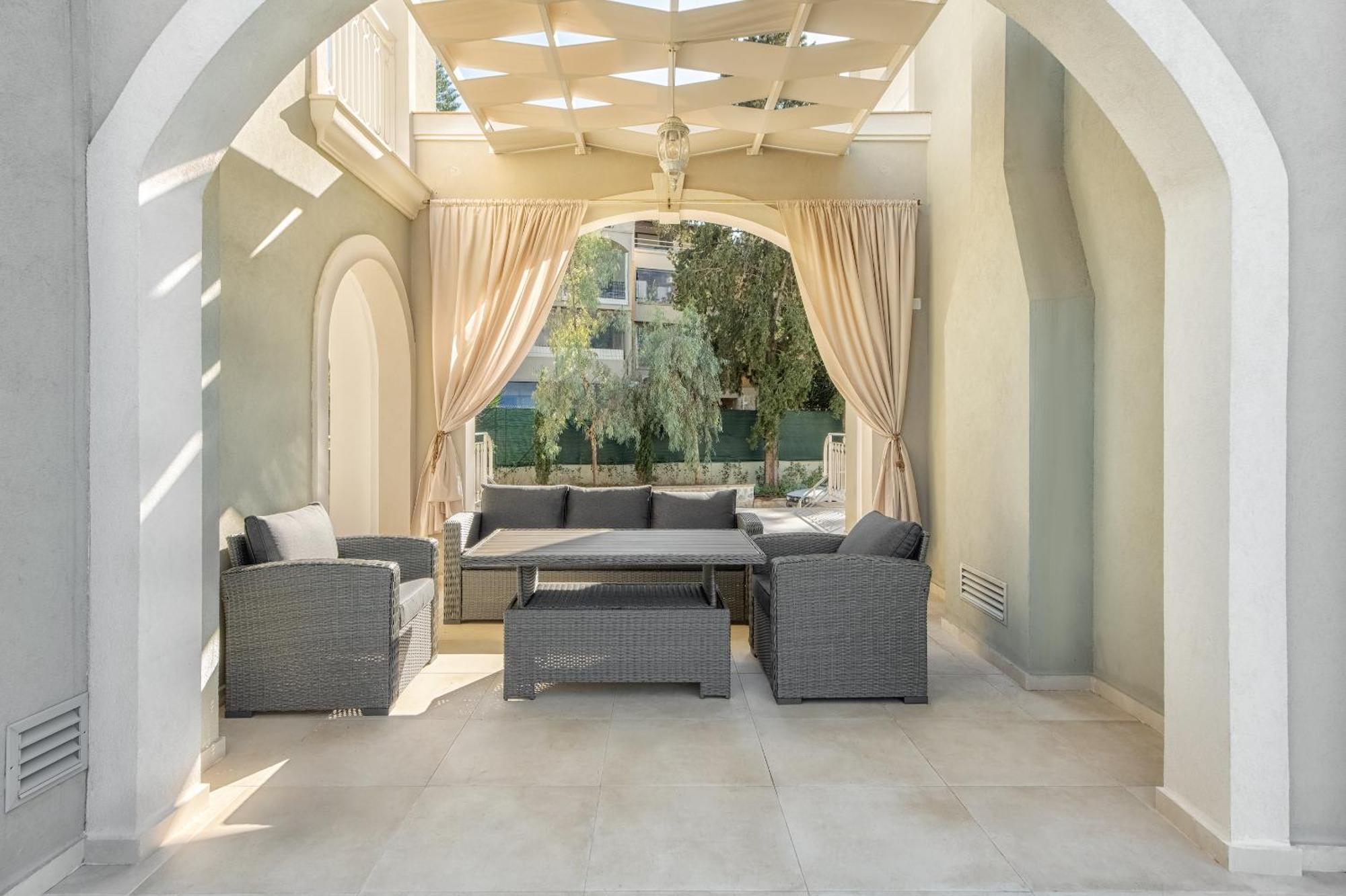 Villa Zeta Luxury