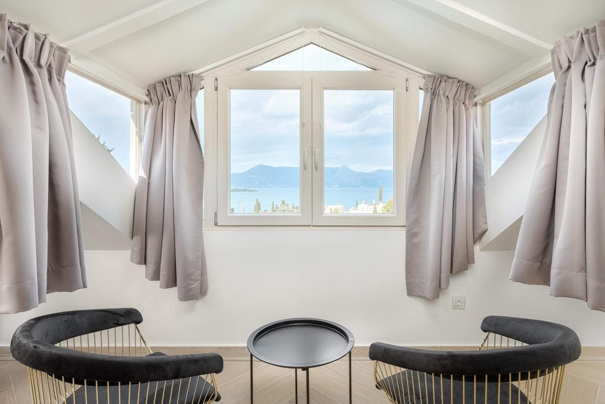 Villa Zeta Luxury