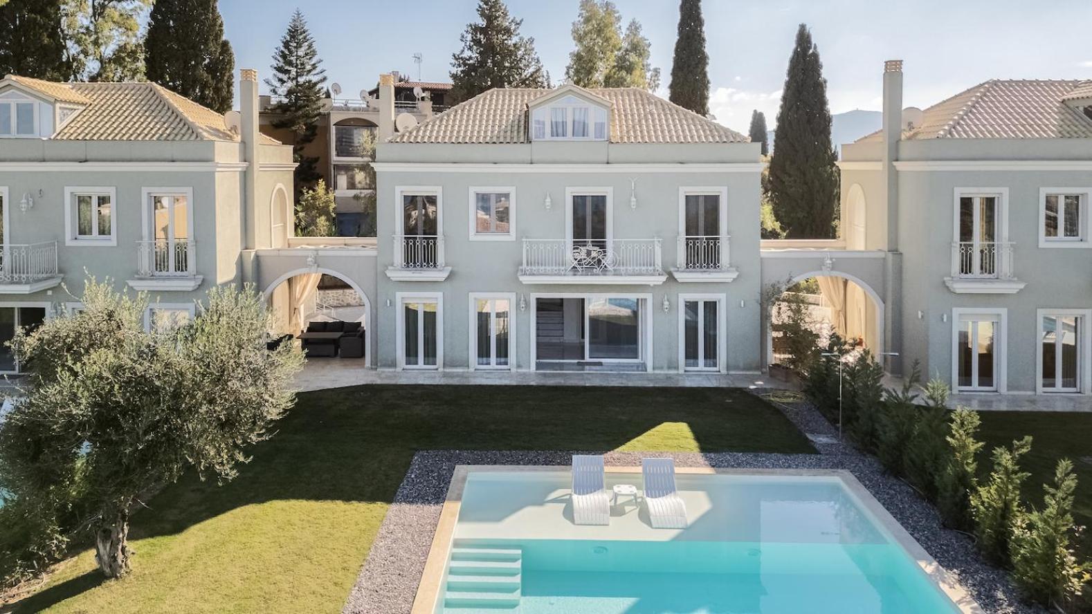 Zeta Luxury Villa *