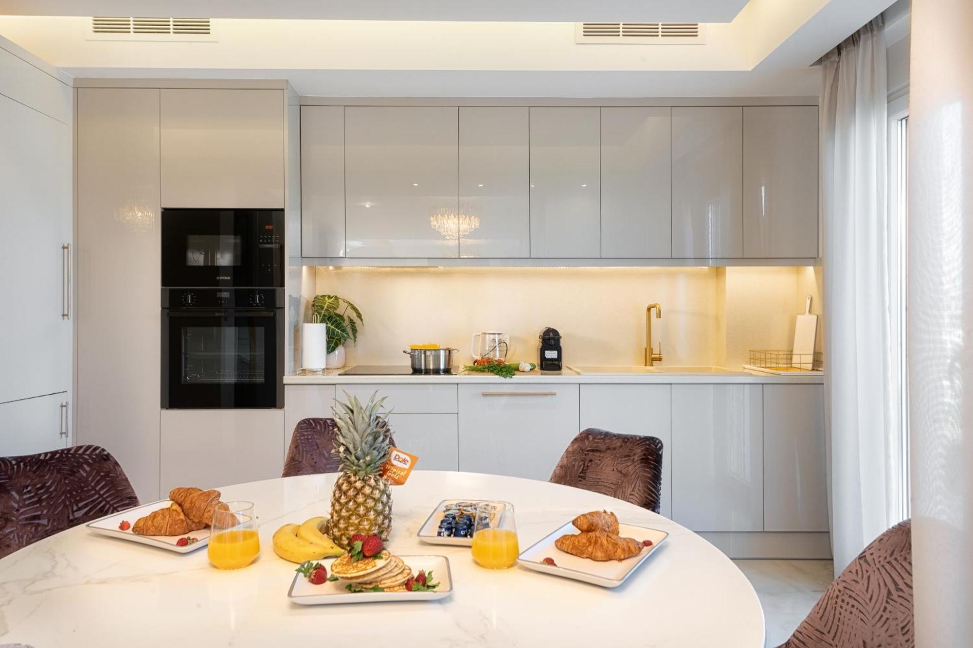 Zeta Luxury Villa