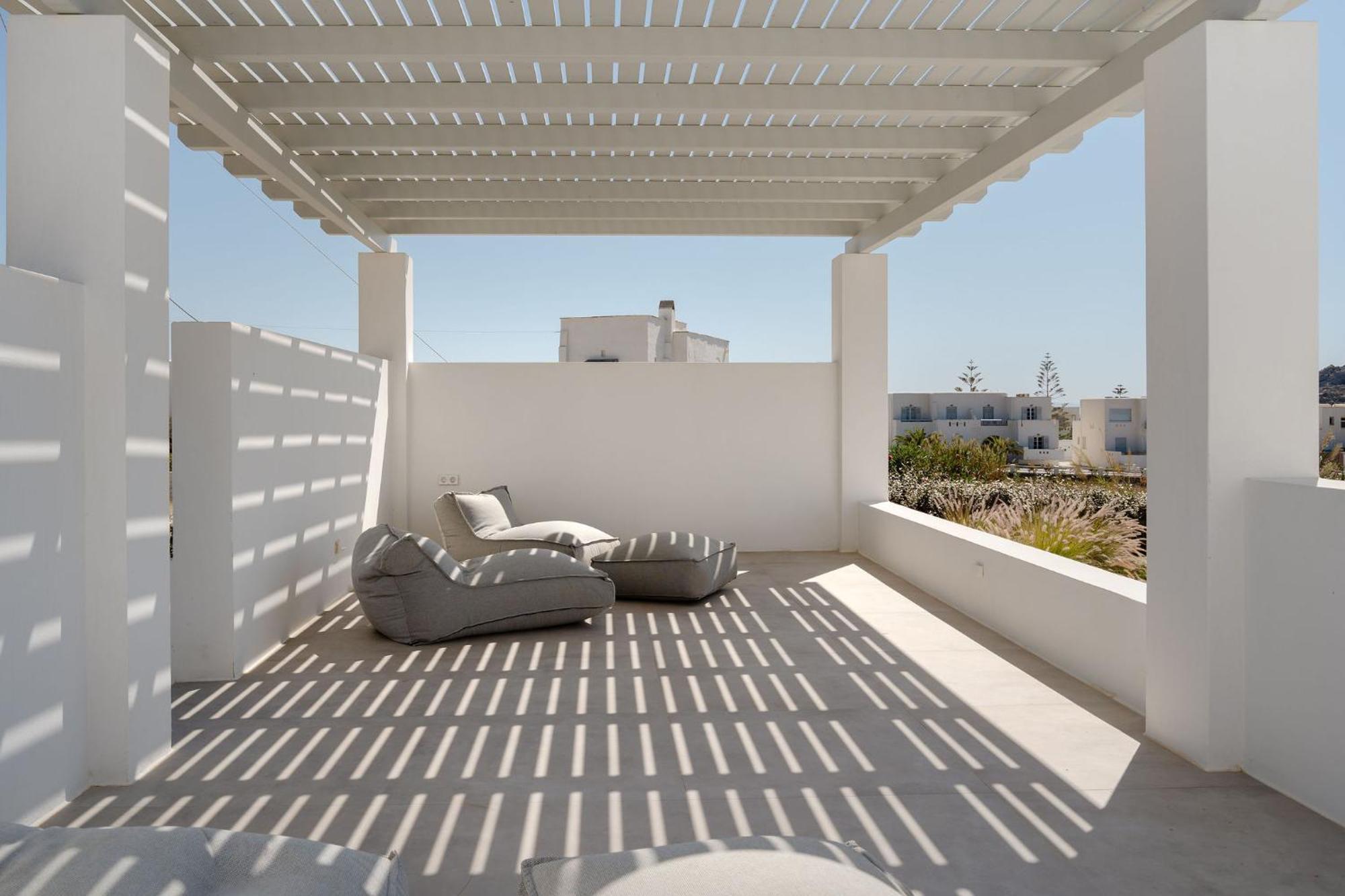Villa Dia, Mikri Vigla Naxos