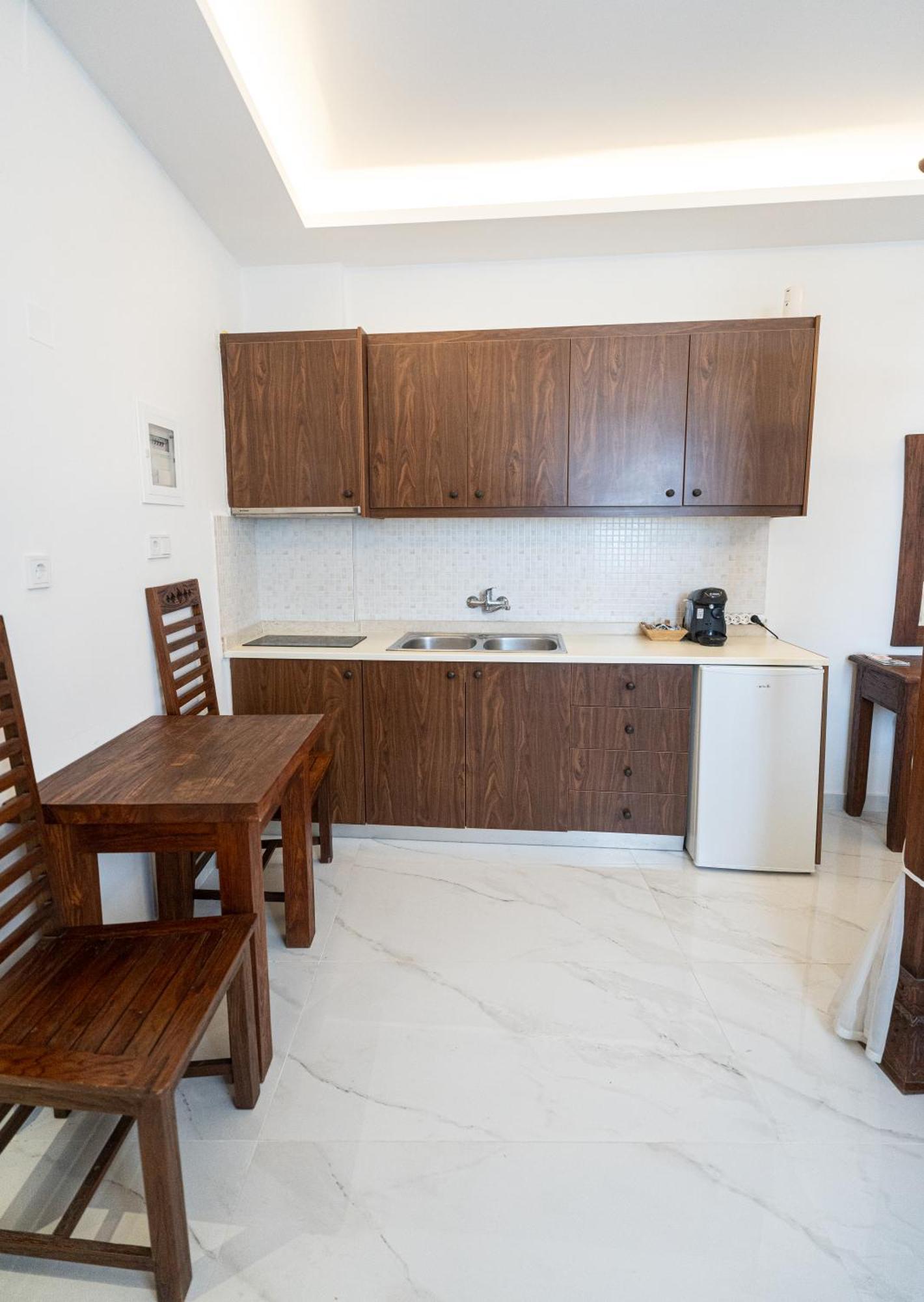Kastro Apartment Panormos (Crete)