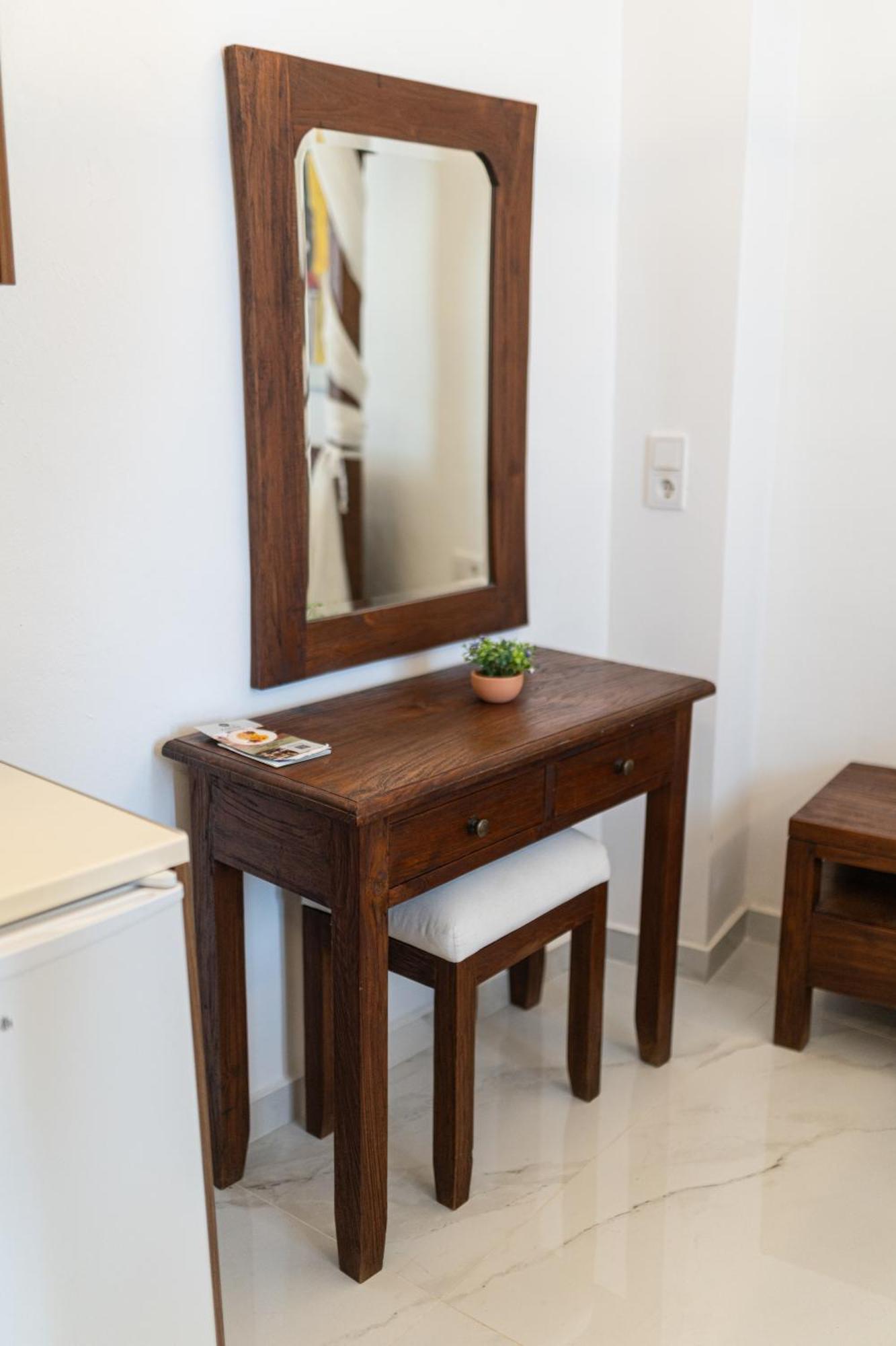 Kastro Apartment Panormos (Crete)