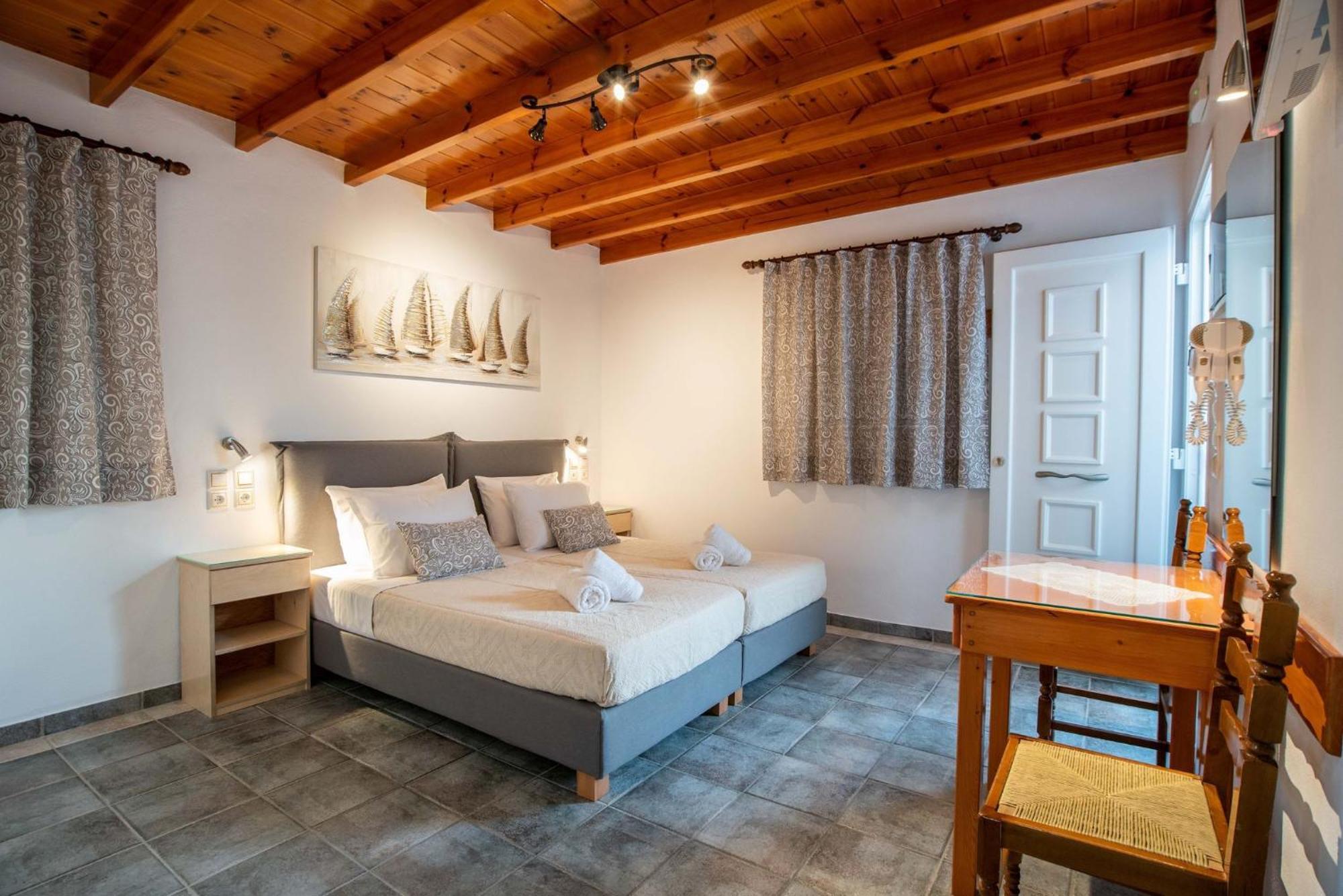 Standard Double Village-mountain View Second Floor Guest house Parikia (Paros)