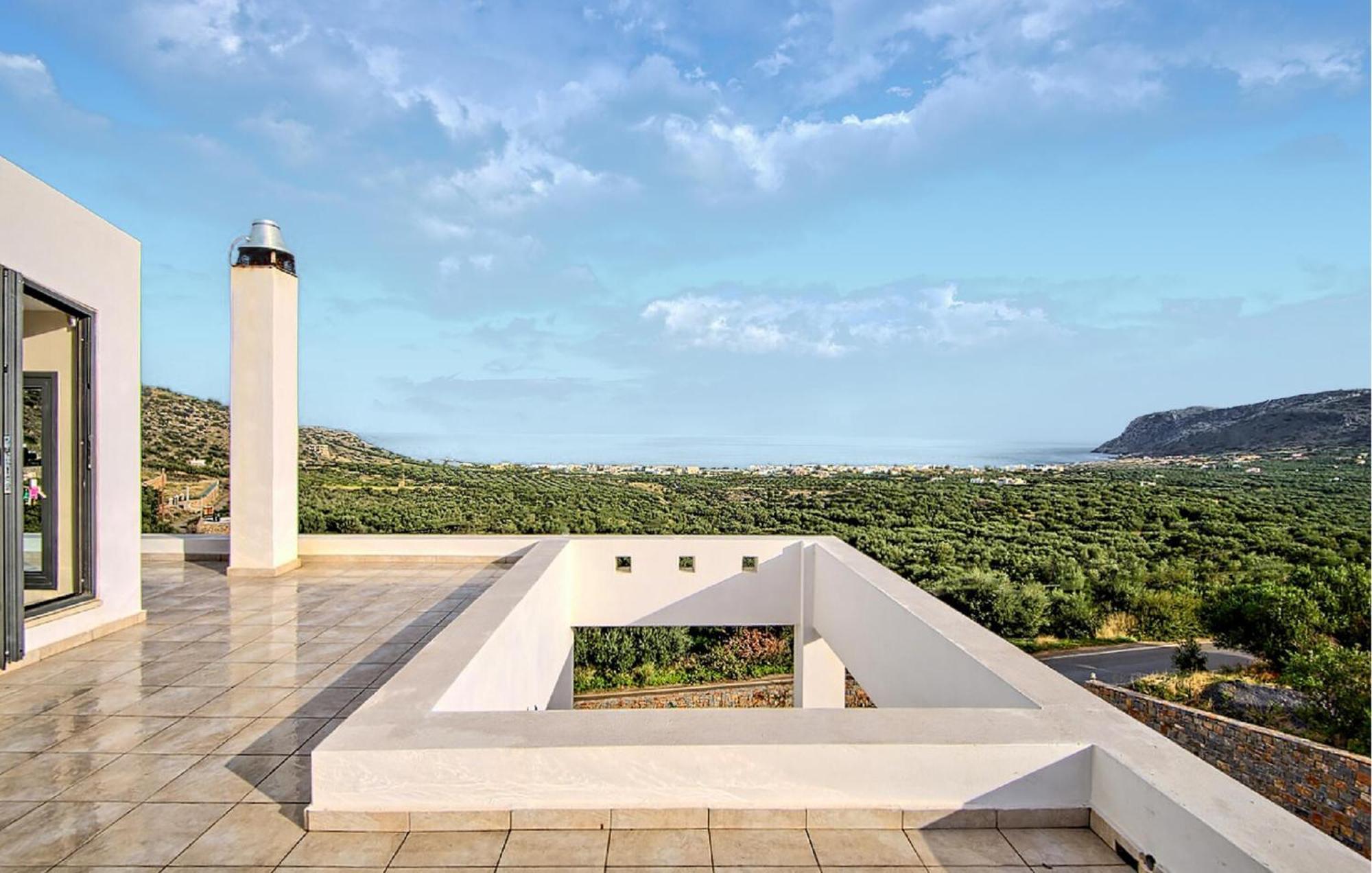 Holiday home 6 Bedroom Beautiful In Lasithi, Crete