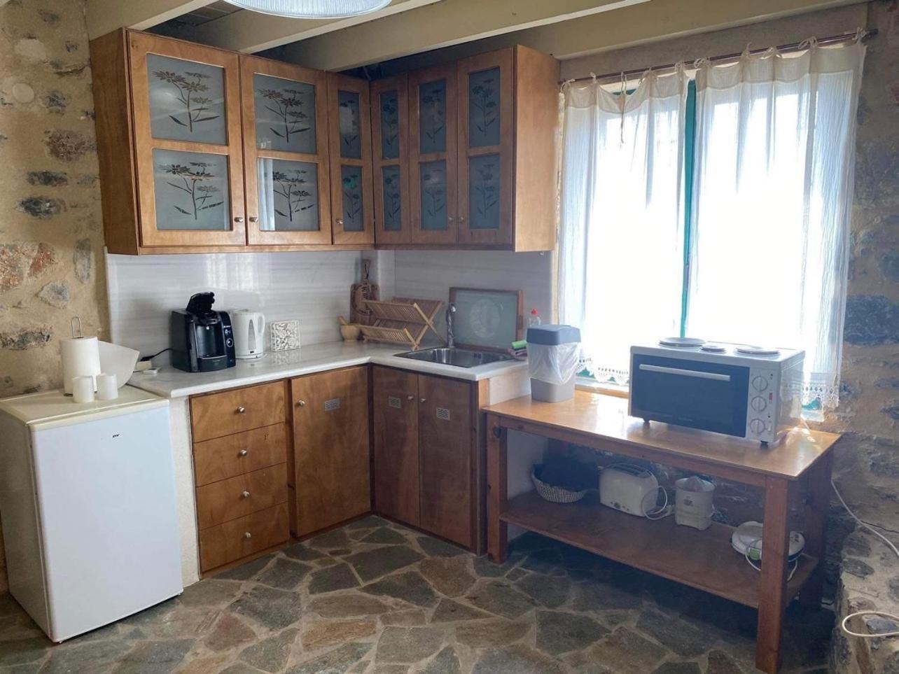 Guesthousekamara Guest house *
